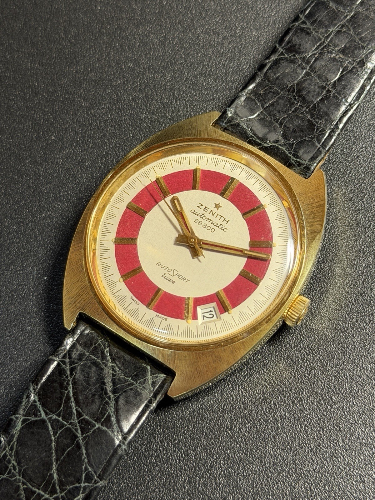 Zenith AutoSport Luxe NOS Automatic Cal. 2562PC Rare Red Dial 28.800 A/h Vintage
