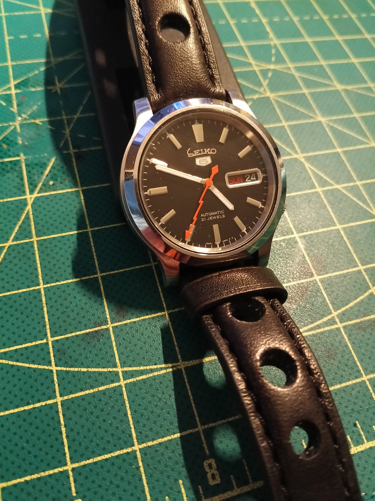 Seiko 5 Automatic 7S26C Modded Seconds Hand