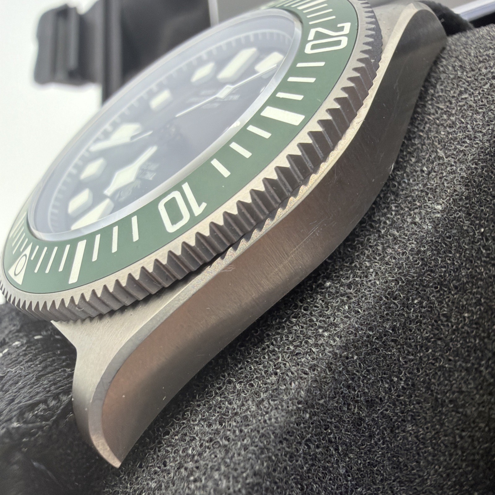 Tactical Frog Titanium NH35A Mechanical Watch Green Bezel Black Dial Fixed Lugs