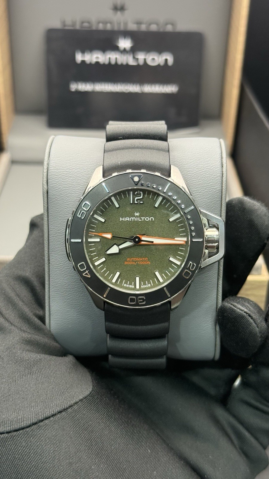 Hamilton Khaki Navy Frogman Automatic Diver 300m Green Dial Black Rubber