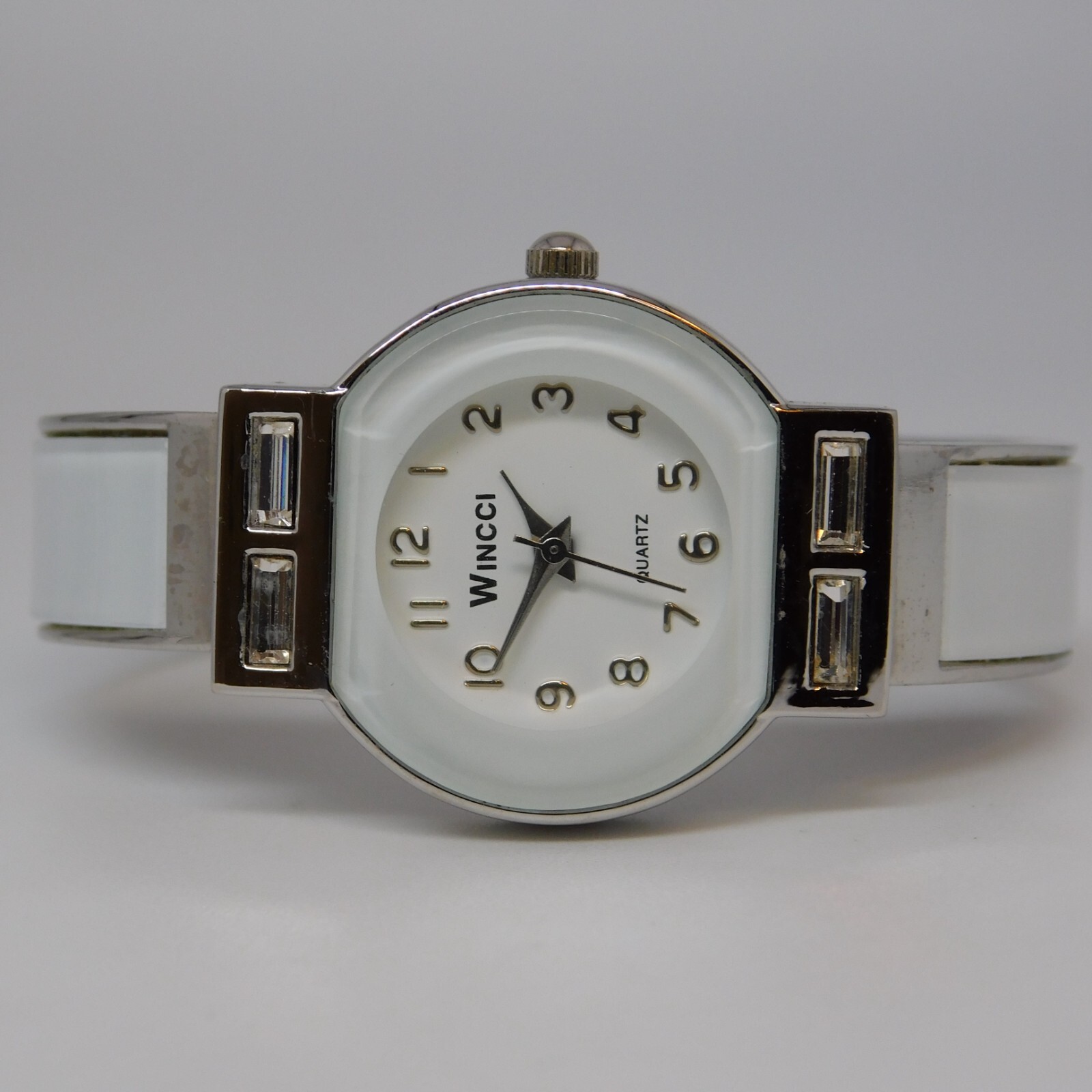 WINCCI Cuff Bracelet Quartz Analog Women’s Watch Sz. 5 1/2″ New Battery