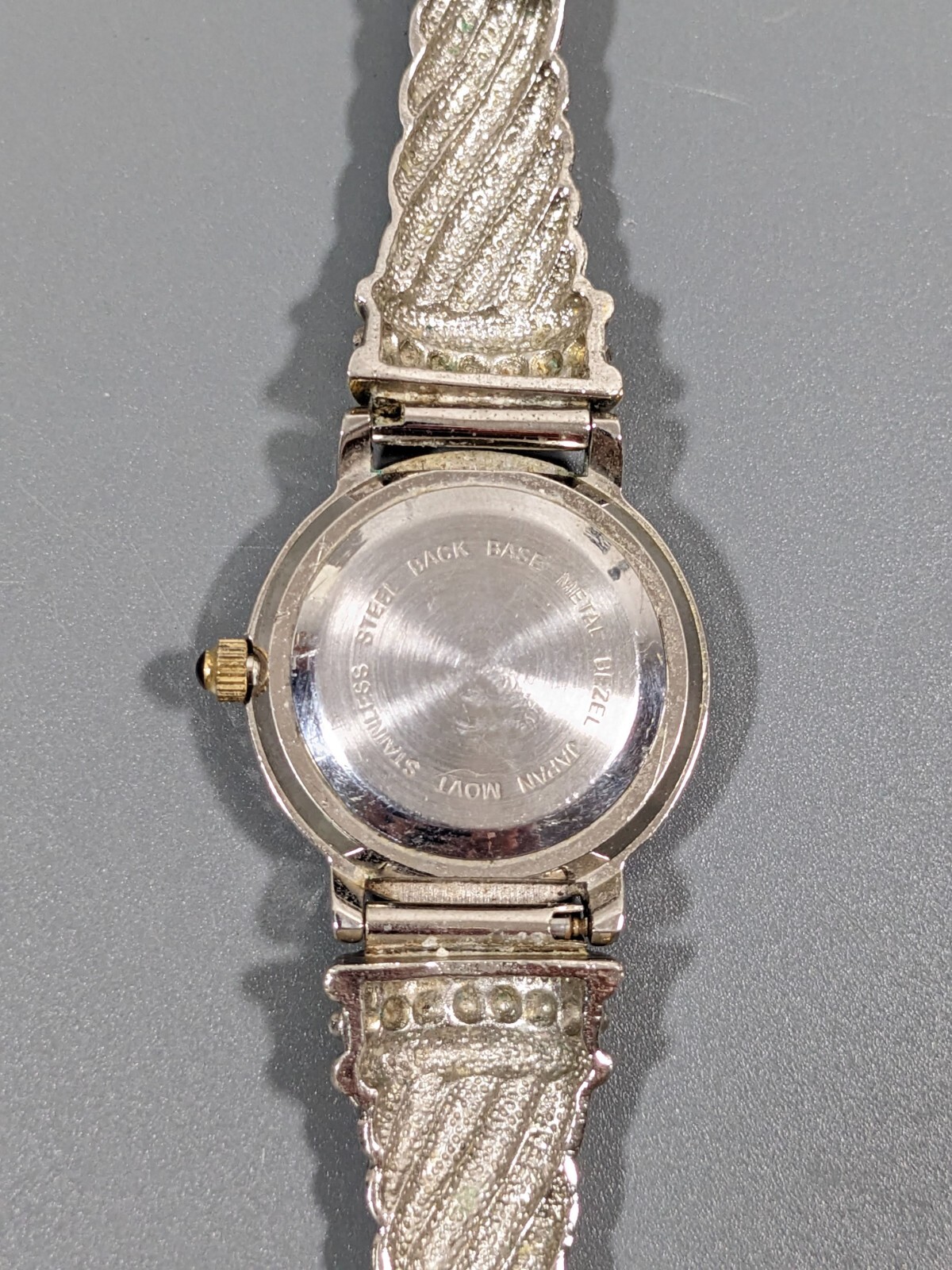 Persona White Round Dial Cable Style Bracelet Watch Silver Tone 7.5 in