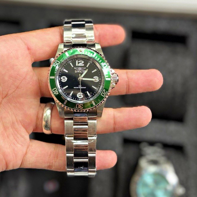 Invicta Specialty Rowan Men’s Quartz Diver 40mm Black Dial Green Bezel Box