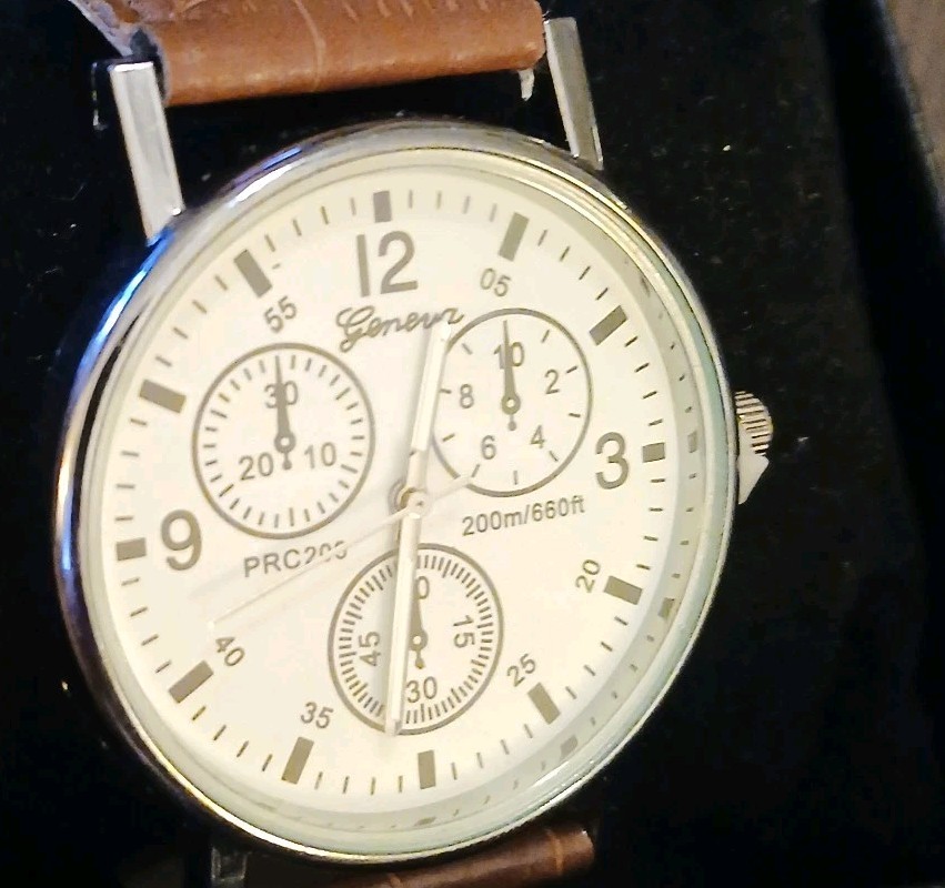 Geneva Watch: NICE MULTIPURPOSE WATCH Battery Powered FREE SHIPPING