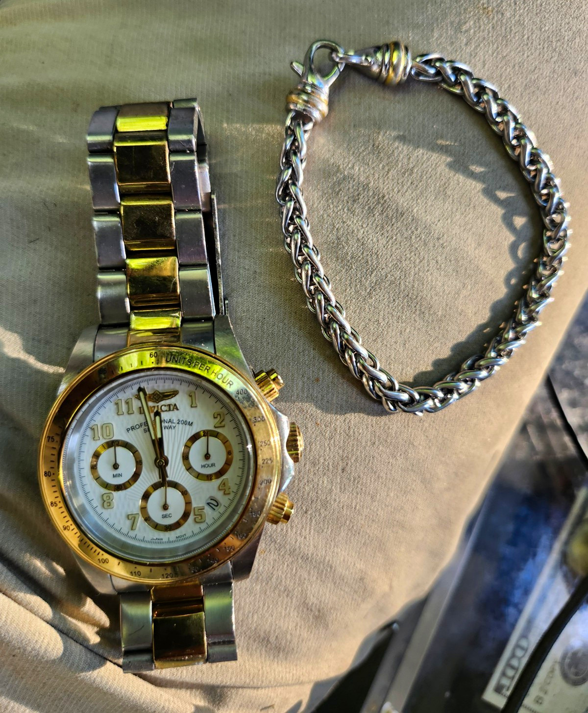 Invicta Speedway Men’s Quartz Chronograph Tachymeter Two-Tone SS 200m