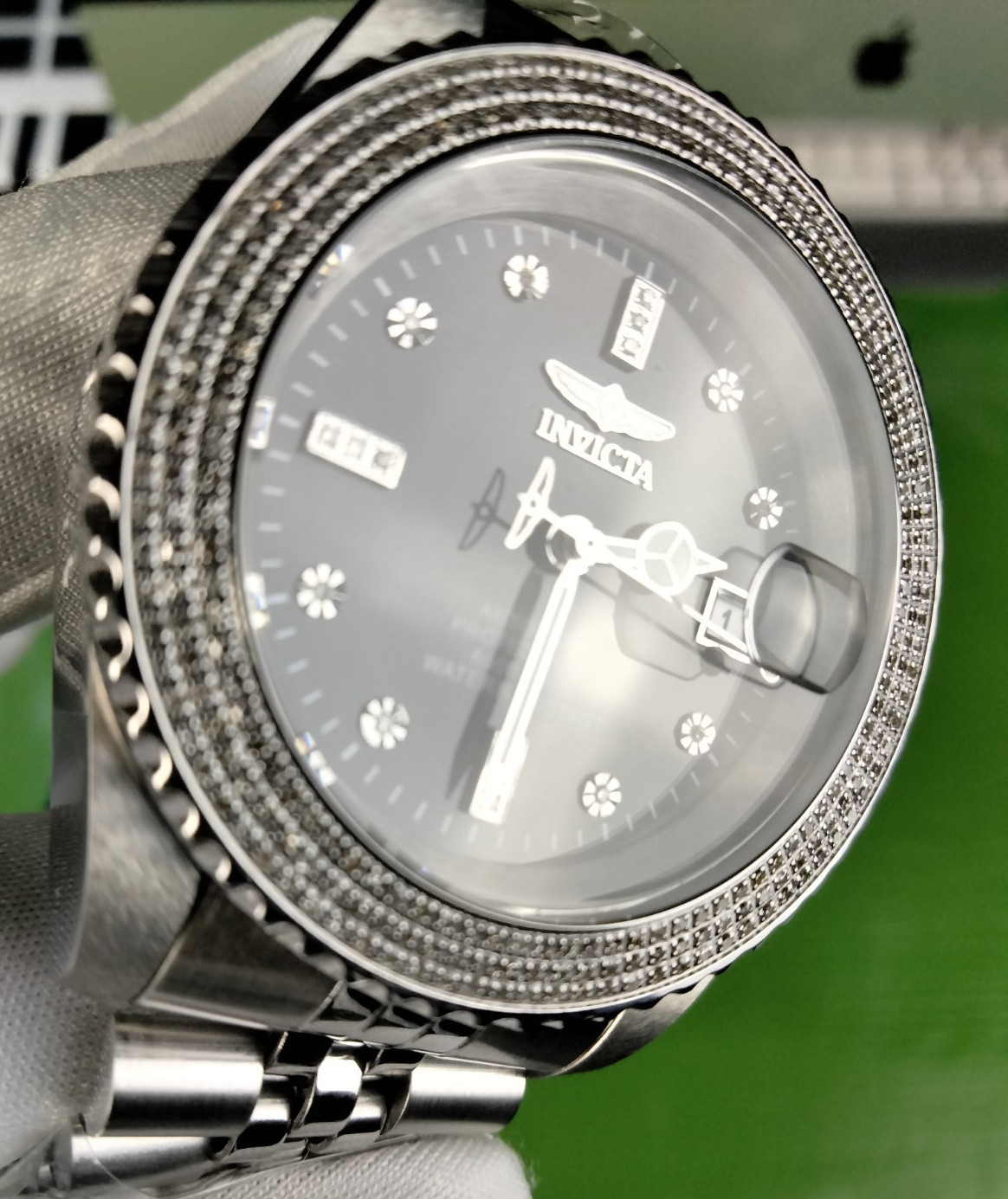 Invicta Pro Diver 38291 Diamond Automatic Watch 42 mm Steel 287 Diamonds WR 200M
