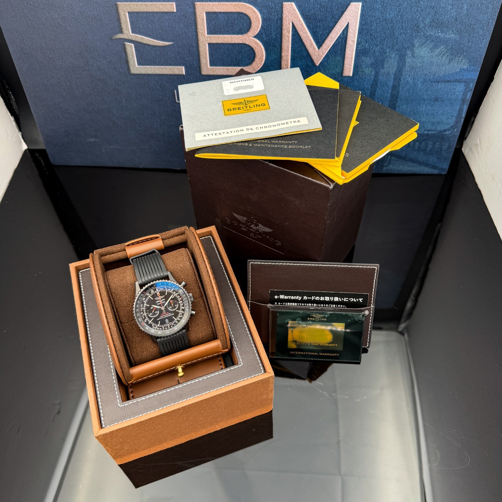 Breitling Navitimer 01 46 MB012822 Black Dial Chronograph Full Set 2016