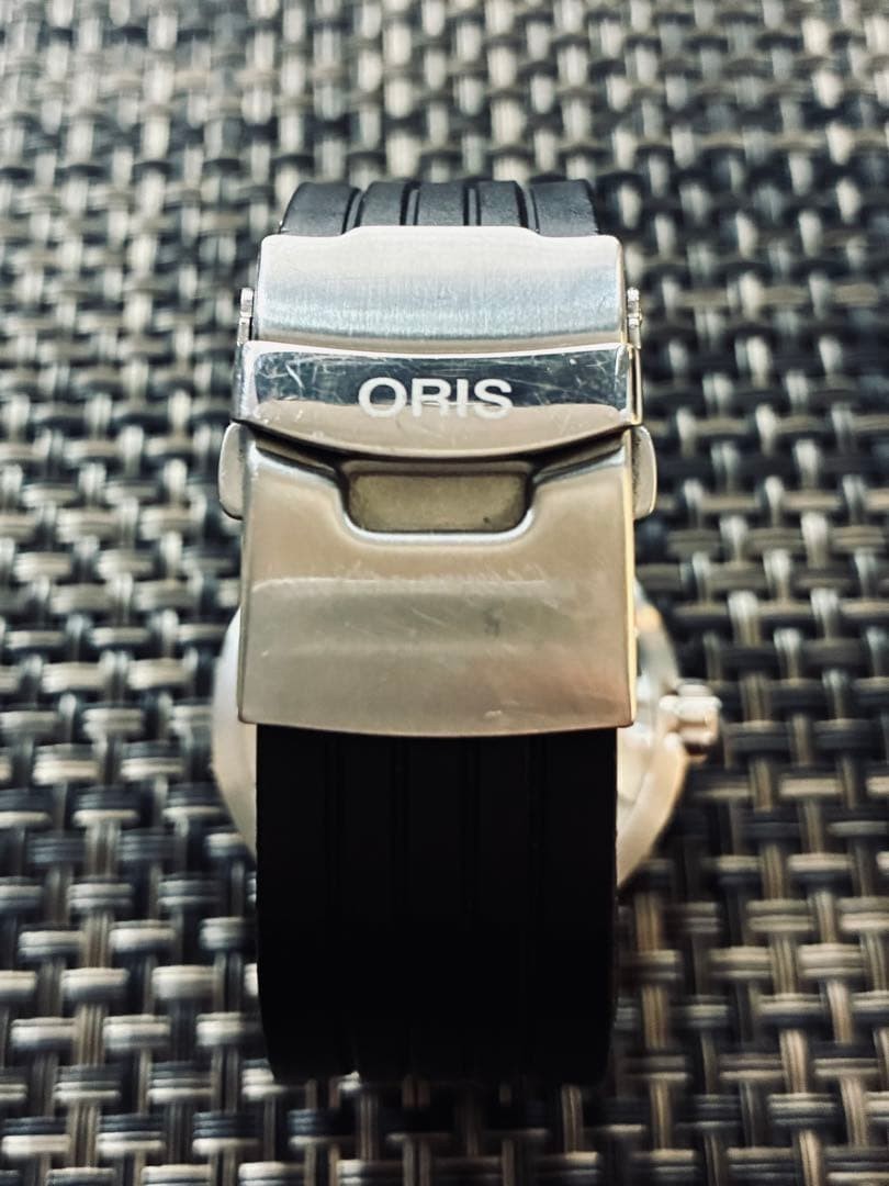 Oris 7518-44 Automatic Day Date Black Dial Steel Case Rubber Strap Watch