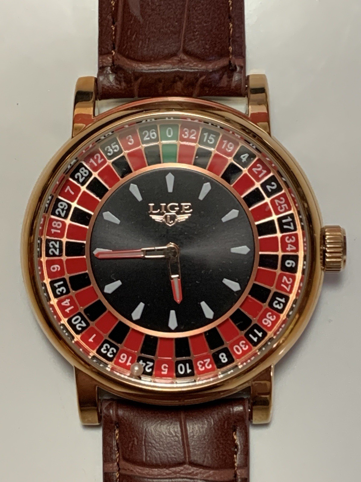 Lige LG89161 Casino Roulette Dial Men’s Wristwatch Brown Leather Strap Gold Case