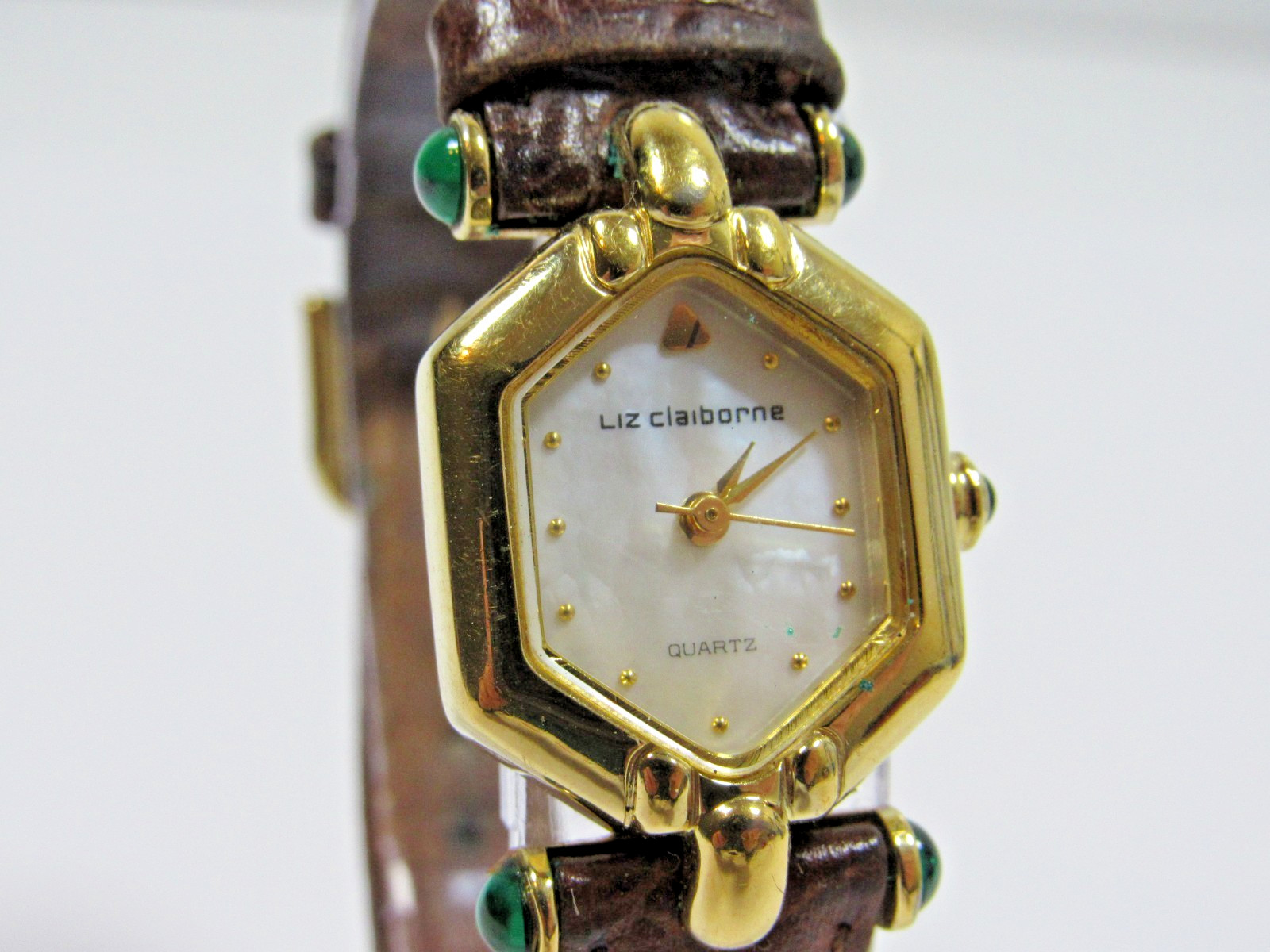Liz Claiborne Vintage Gold Tone Women’s Ladies Watch WA4128 #W2-17