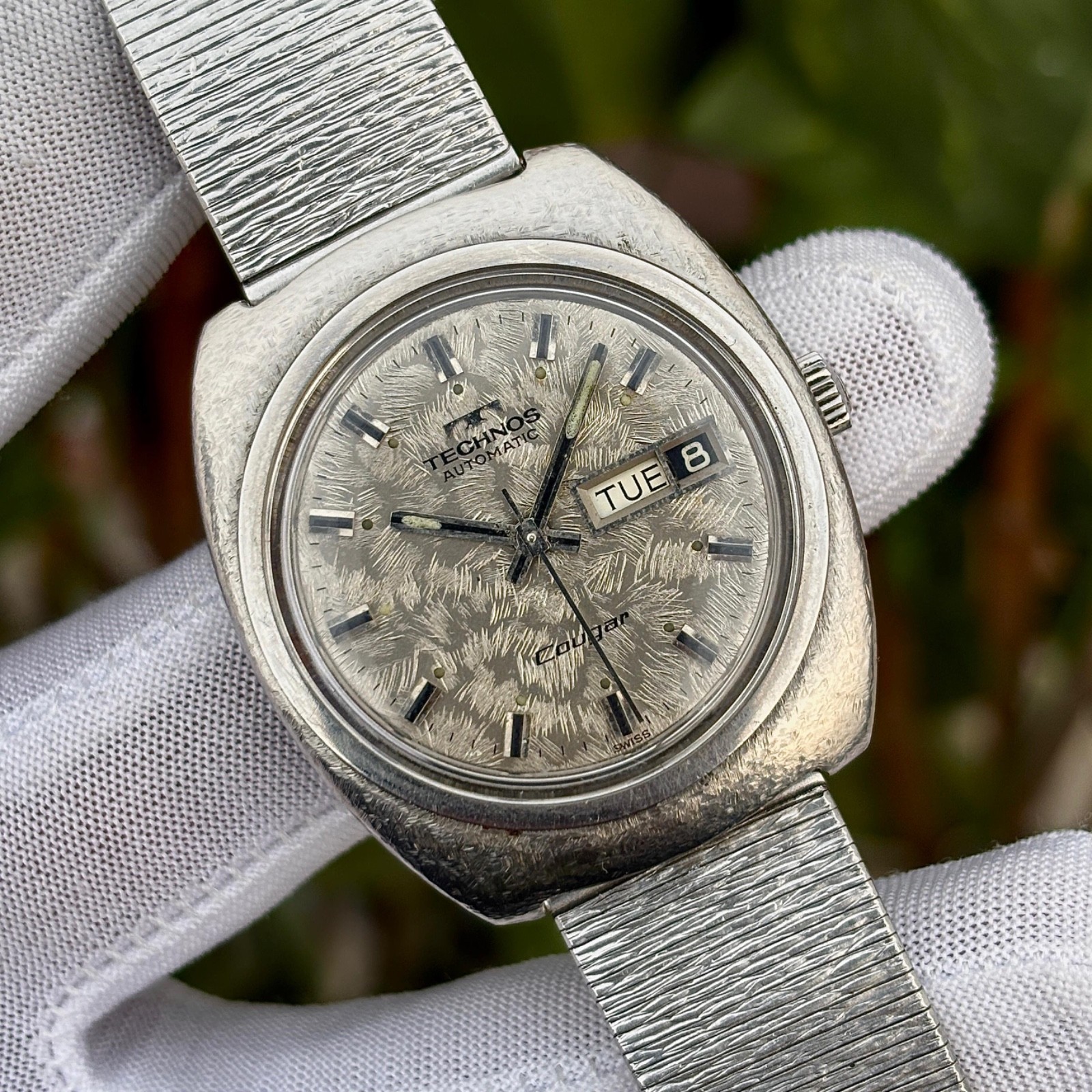 Vintage Technos Cougar Automatic Silver Hammered Case & Dial Swiss Men’s Watch