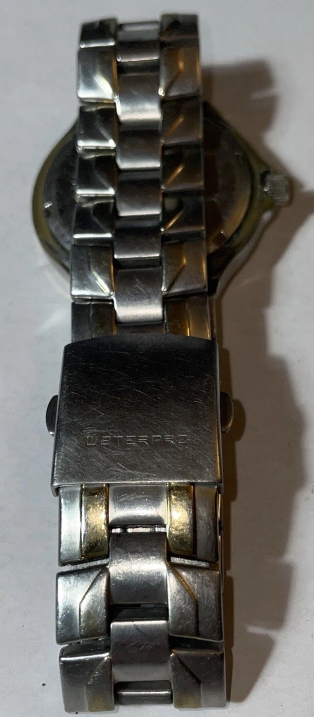 Guess Waterpro Two-Tone Bezel Unique Colored Dial Rotating Bezel READ W-72