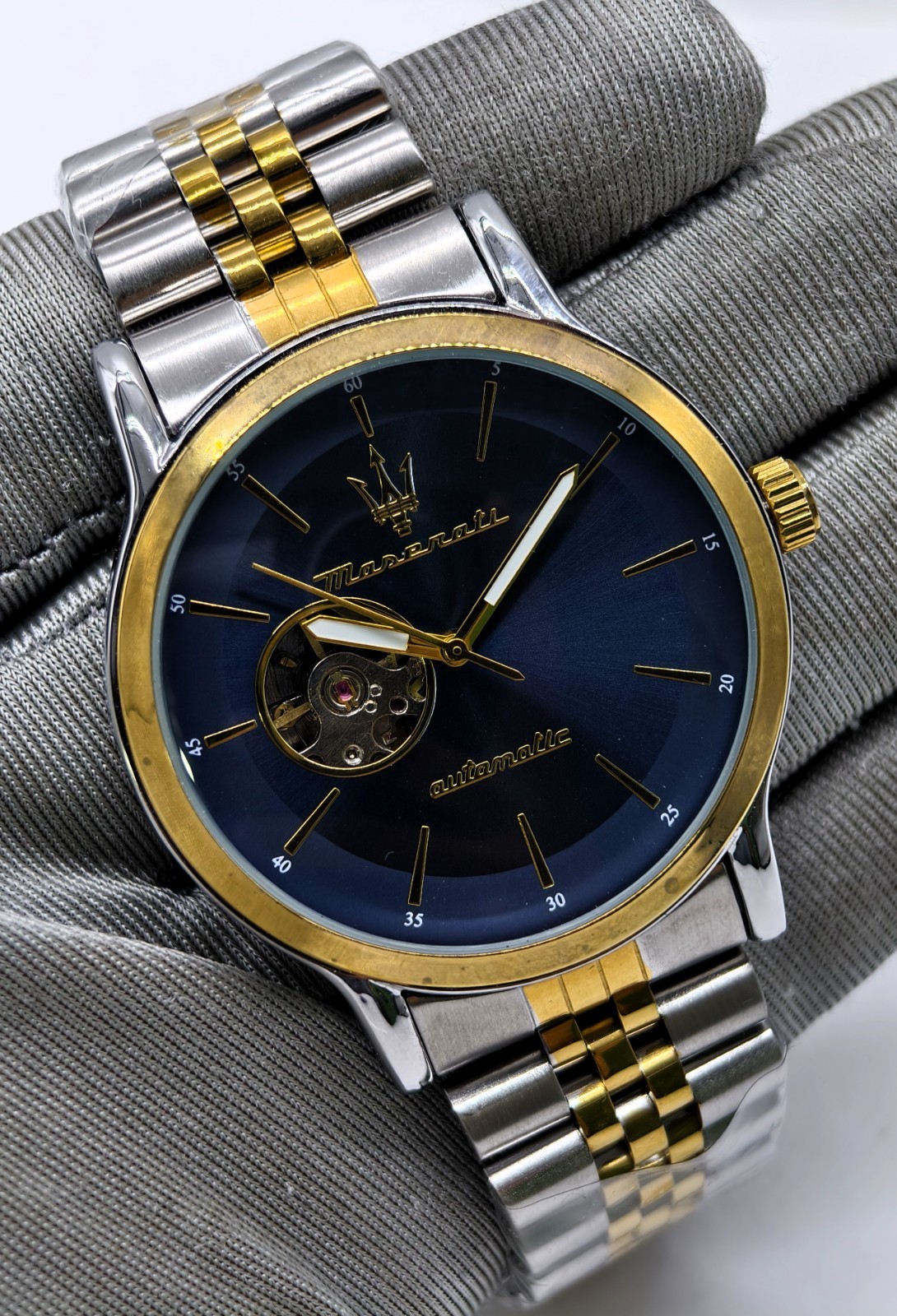 Excellent Maserati Automatic Blue Dial Dual Tone Band Analog Men’s Wrist Watch