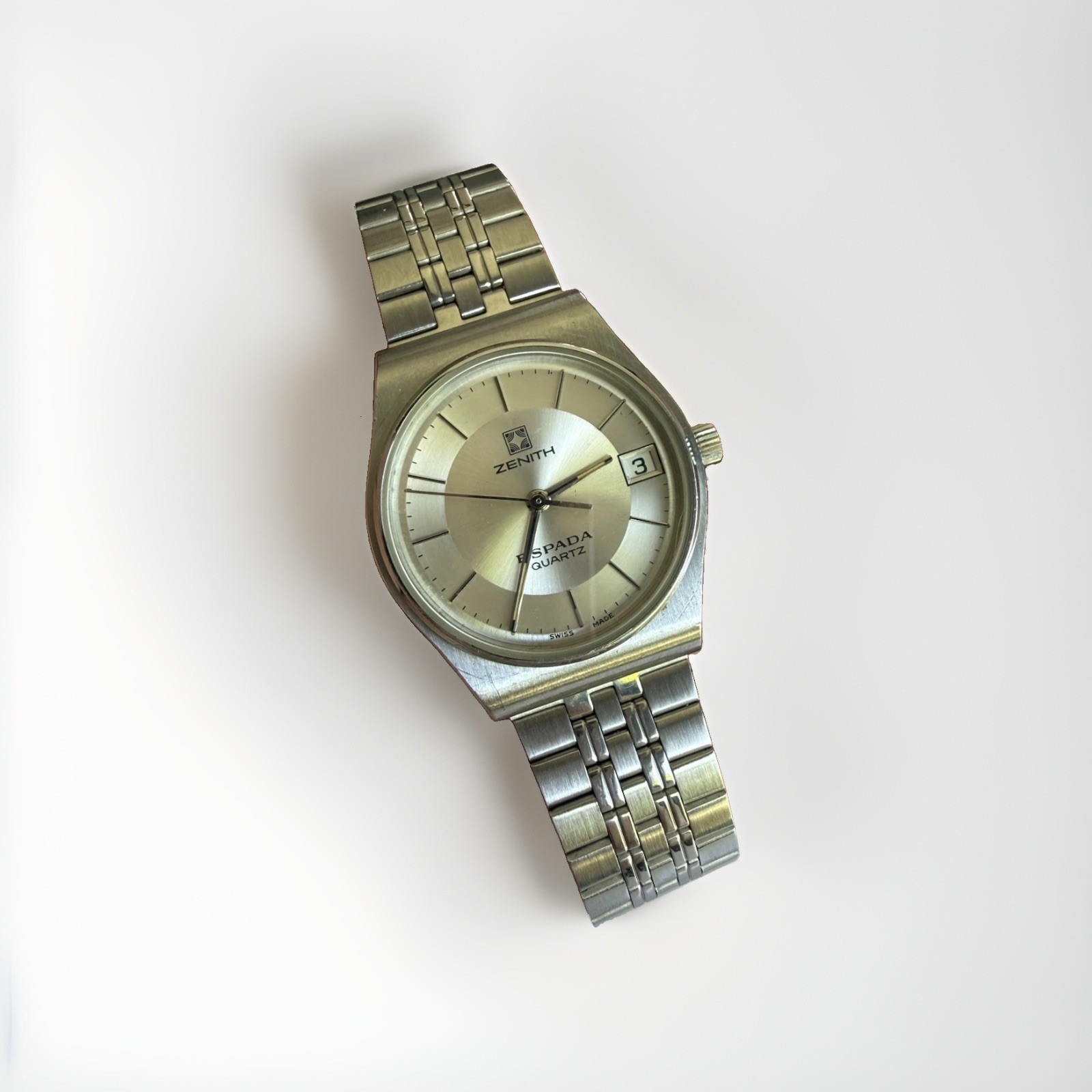 Vintage Zenith Espada quartz watch Mid Size Aftermarket Bracelet Mint
