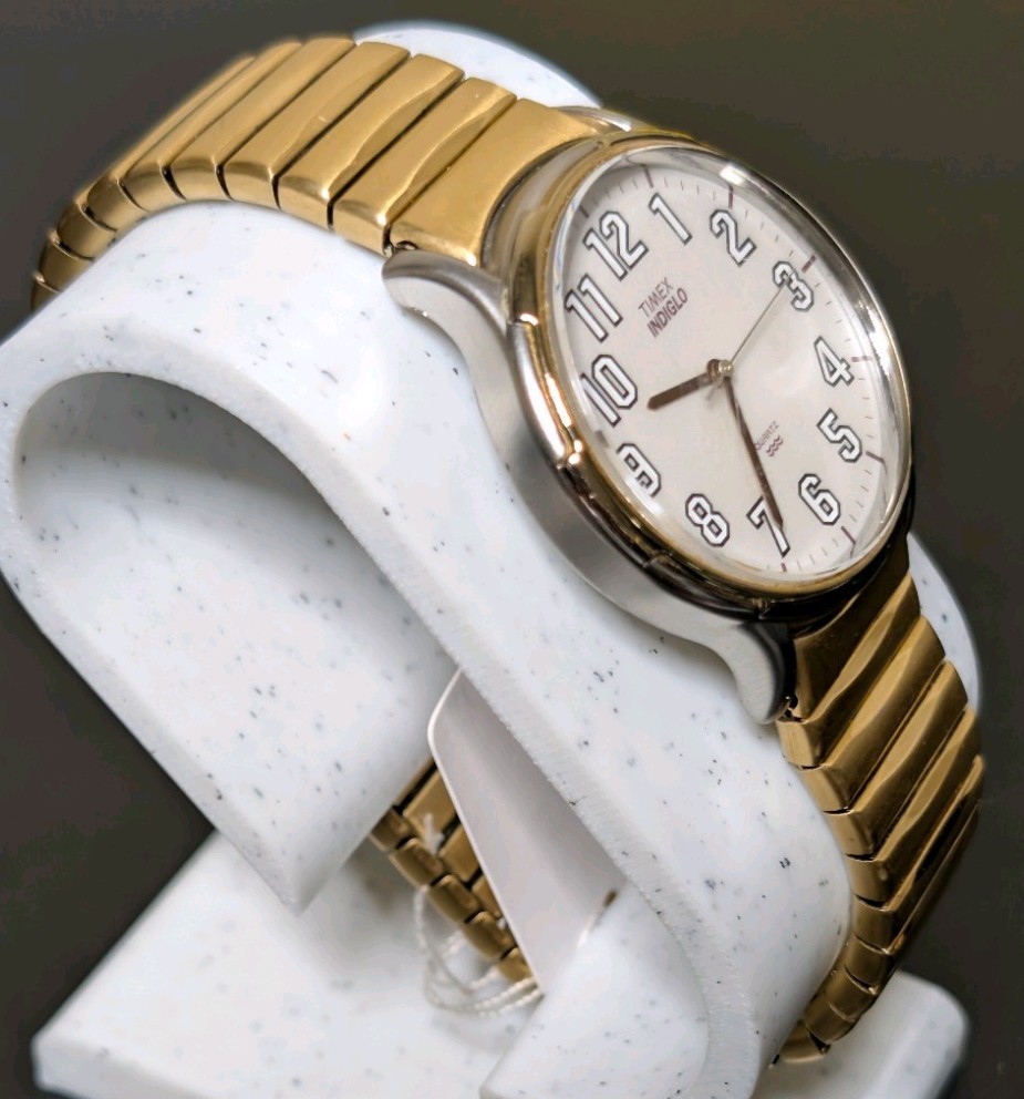 ​Vintage Timex Indiglo Easy Reader Watch 35mm Two-Tone & Gold Expansion Band