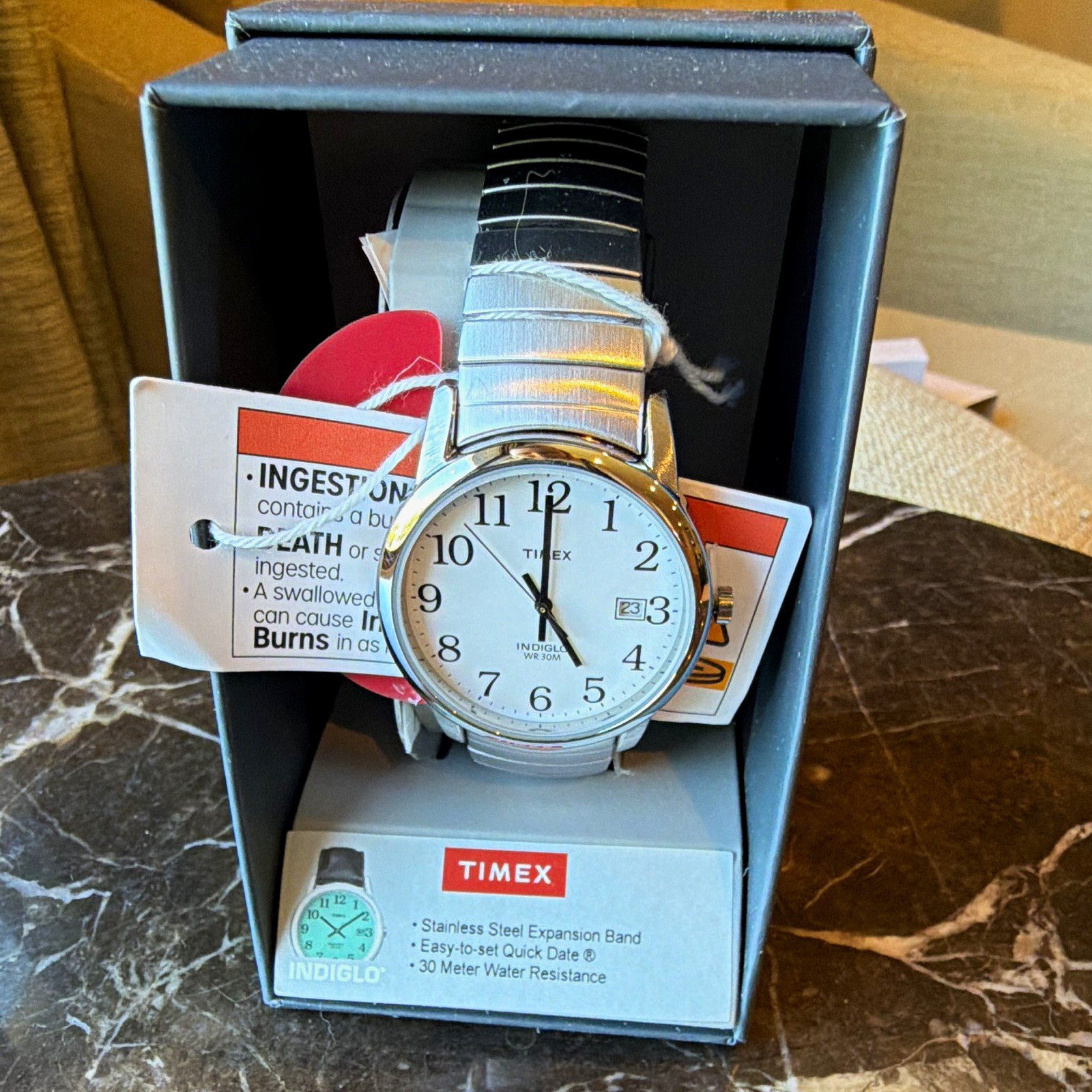Timex Easy Reader Indiglo Quartz Date 30m White Dial SS Expansion Band w/ Box