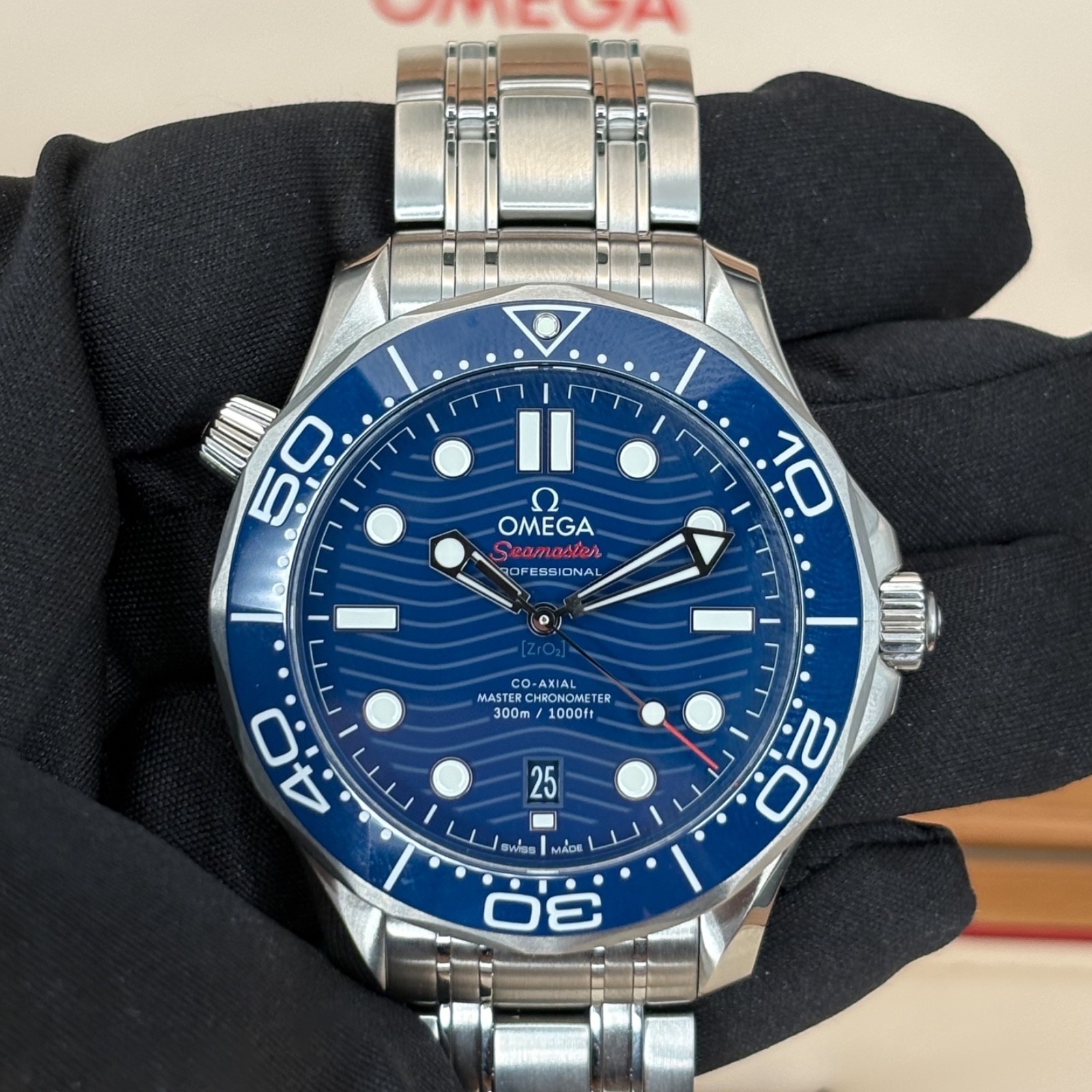 2025 OMEGA Seamaster Diver 300M 210.30.42.20.03.001