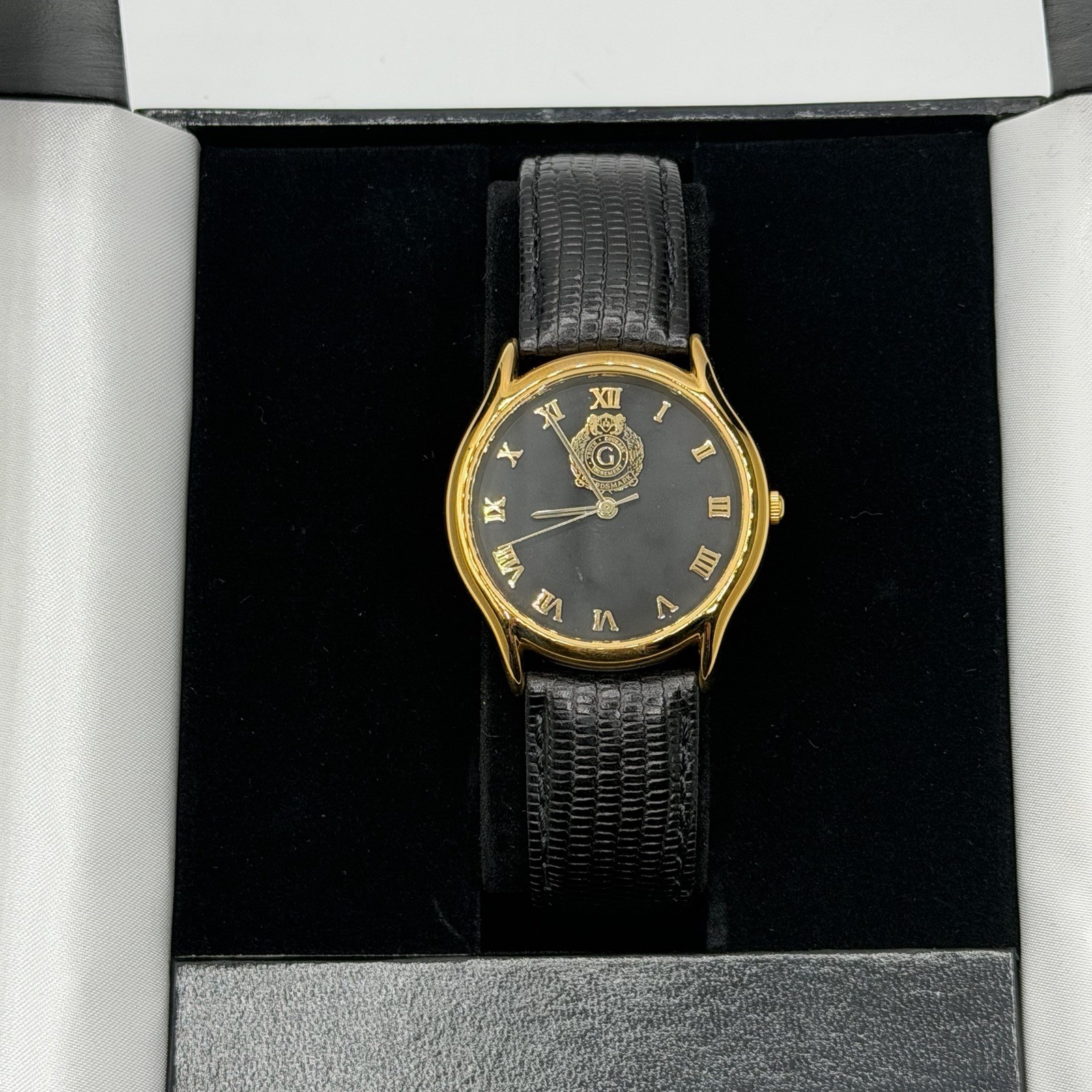 100% Genuine NEW Montreux Mens Watch Gold Metalwork Black Leather Band Roman Num