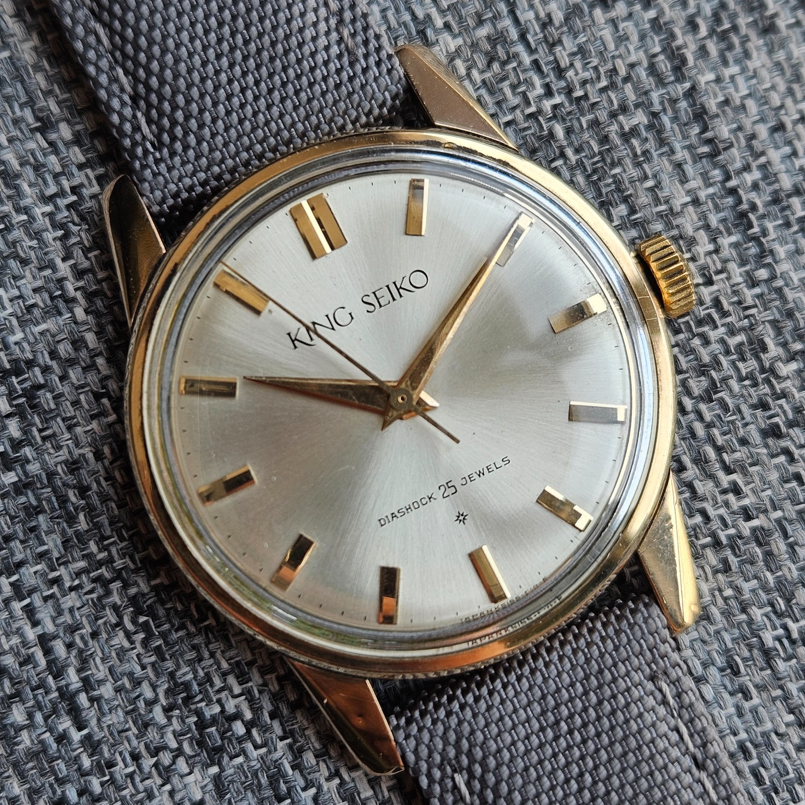 Vintage King Seiko J14102E Hi-Beat 25 Jewels Vintage Men Dress Watch