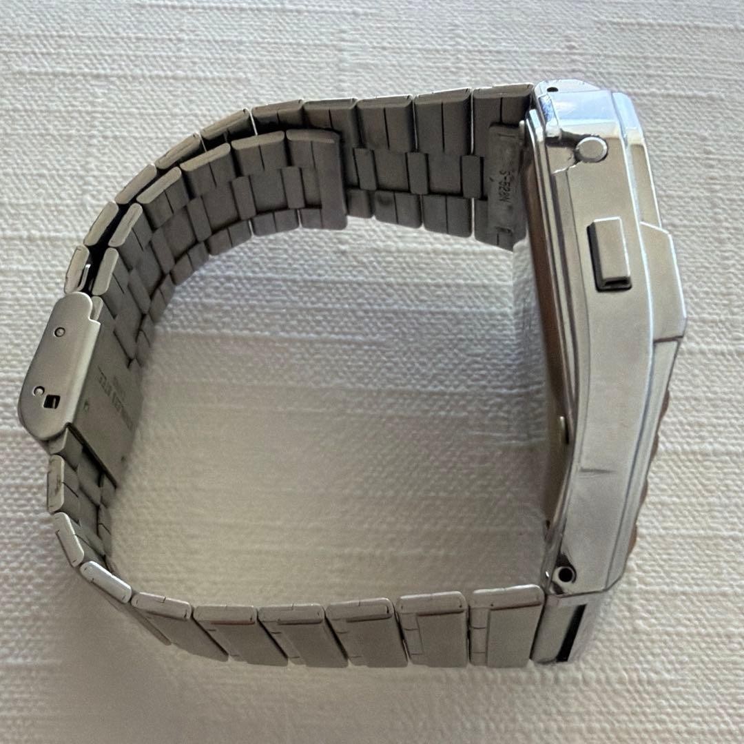 Casio Data Bank DBC-810 Digital Calculator Watch Used
