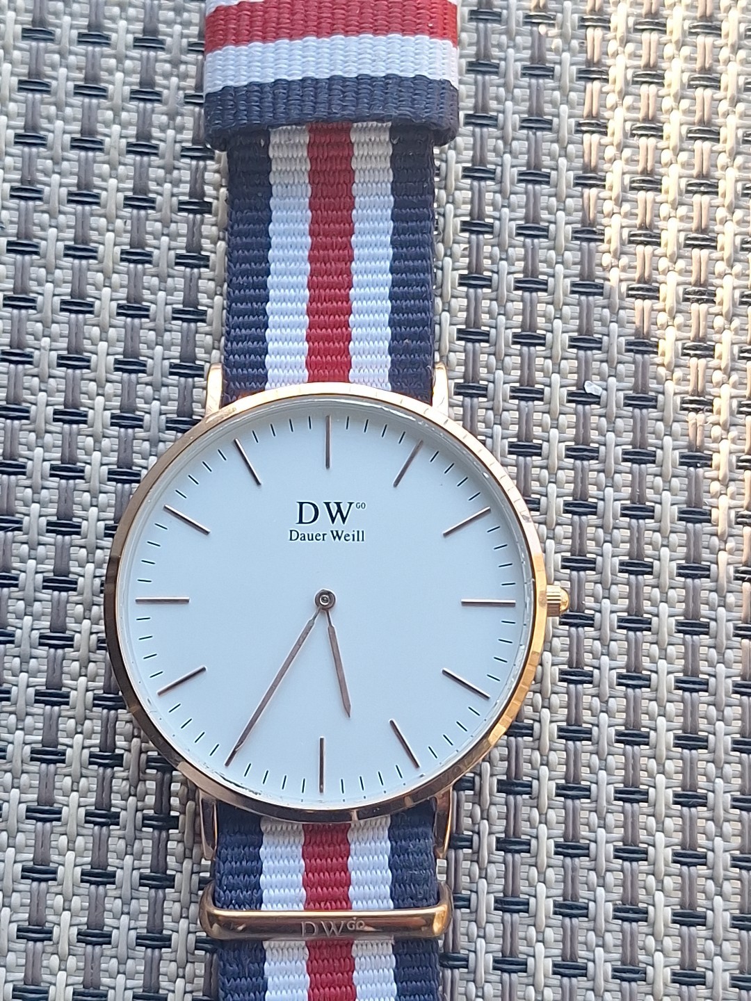 Dauer Weill Men’s Watch Stainless Steel. Rose Gold With Red,white,blue Not D.W.
