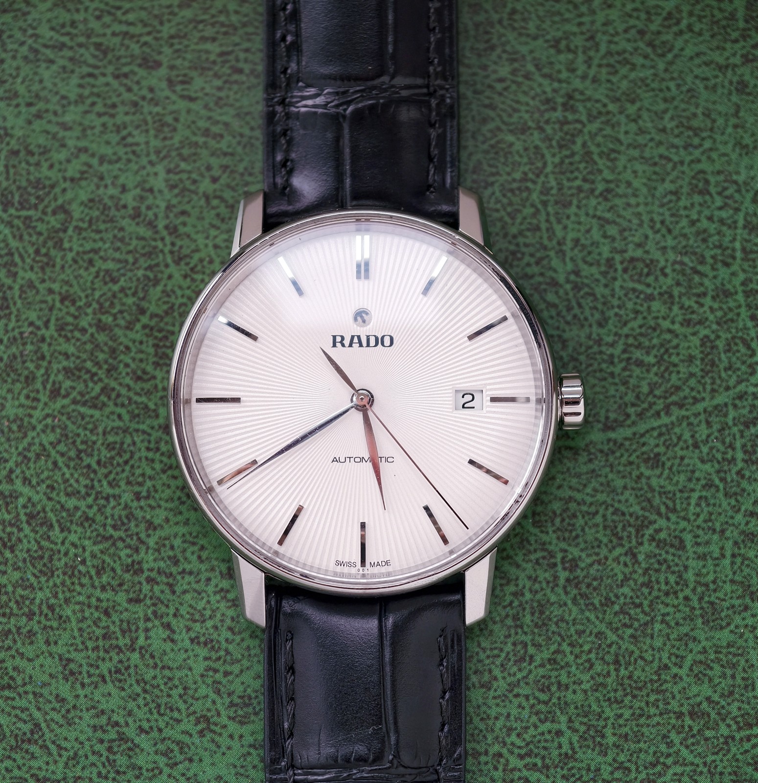 Rado White Dial Centrix R22860015 Men’s Watch Automatic 37.7mm Date Sliver Scale
