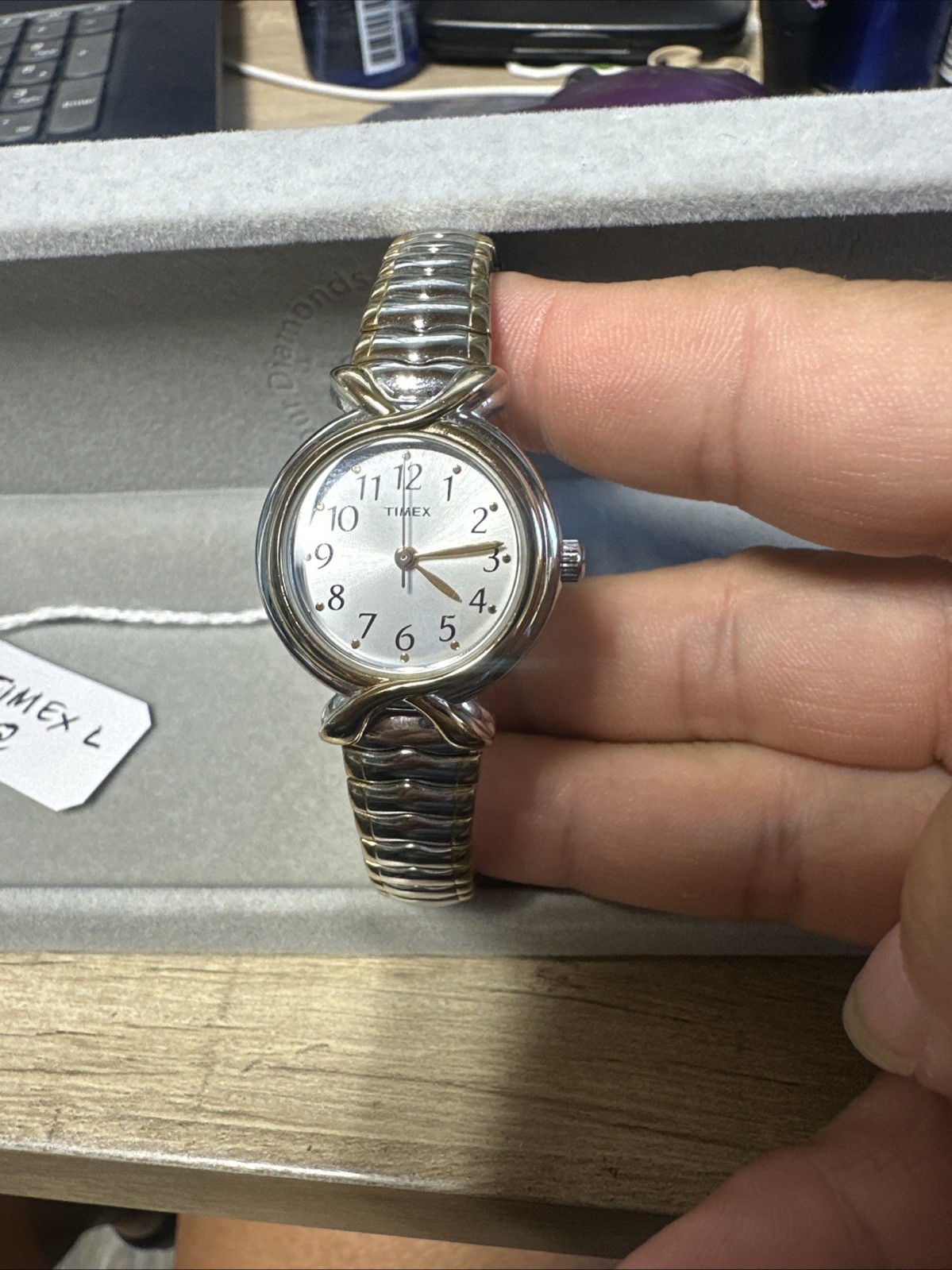 Timex Womens Vintage SR 621 Quartz Watch Stainless Steel Stretch Band