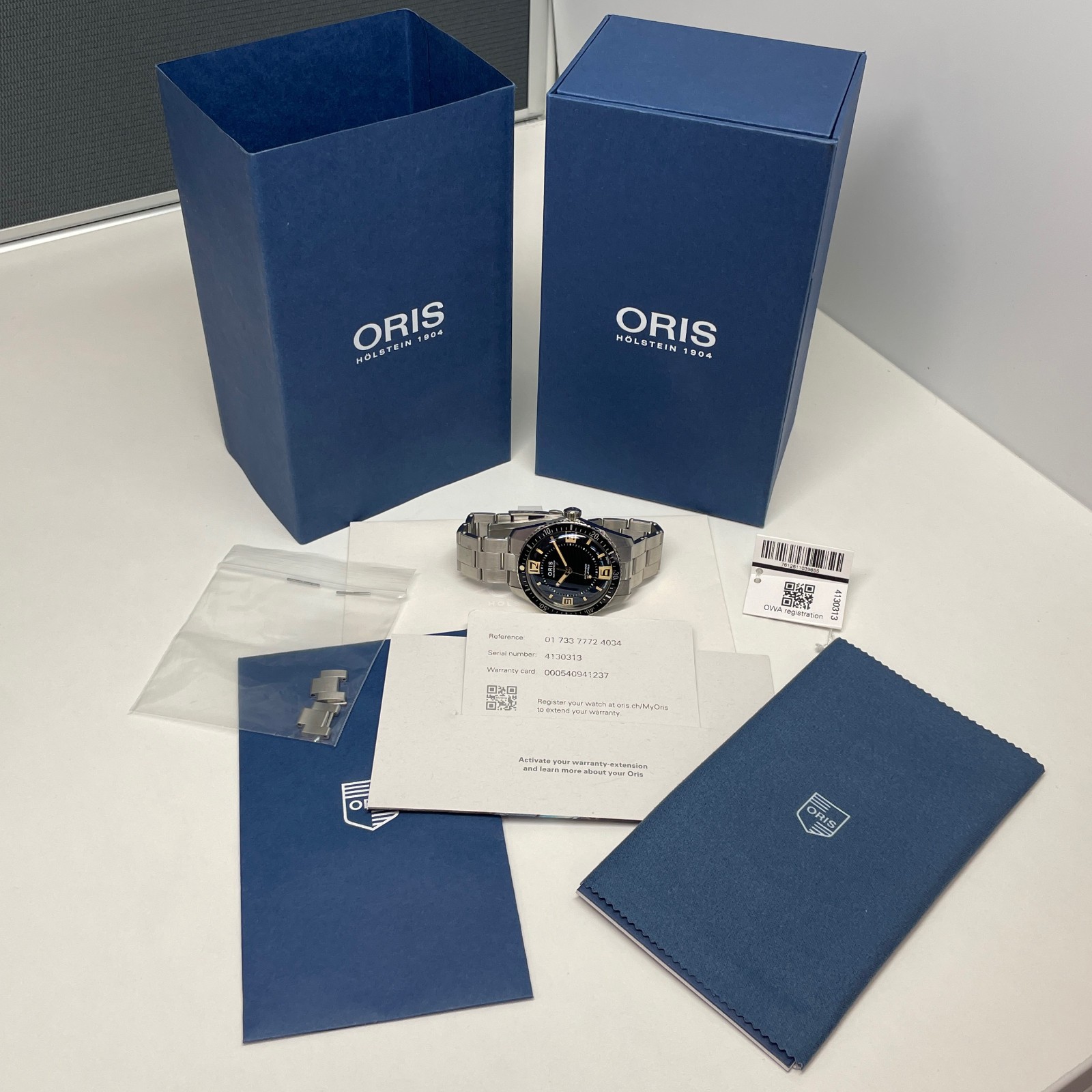Oris Divers Sixty-Five 60th Anniversary 40mm Watch 0173377724034 Black Dial Stee