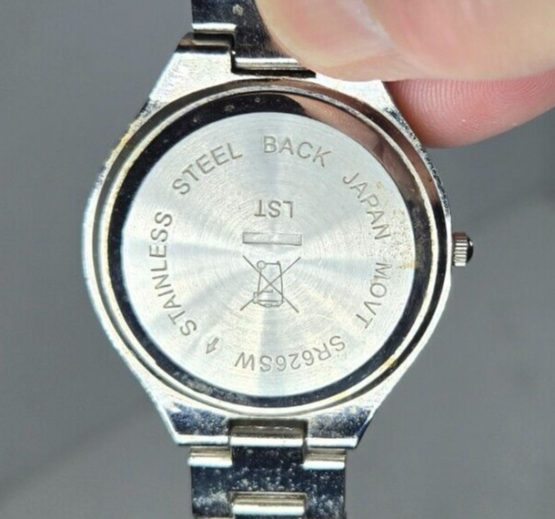 SR626SW White Dial Round Silver Tone Case 36 mm Link Bracelet band Watch 7 Inch