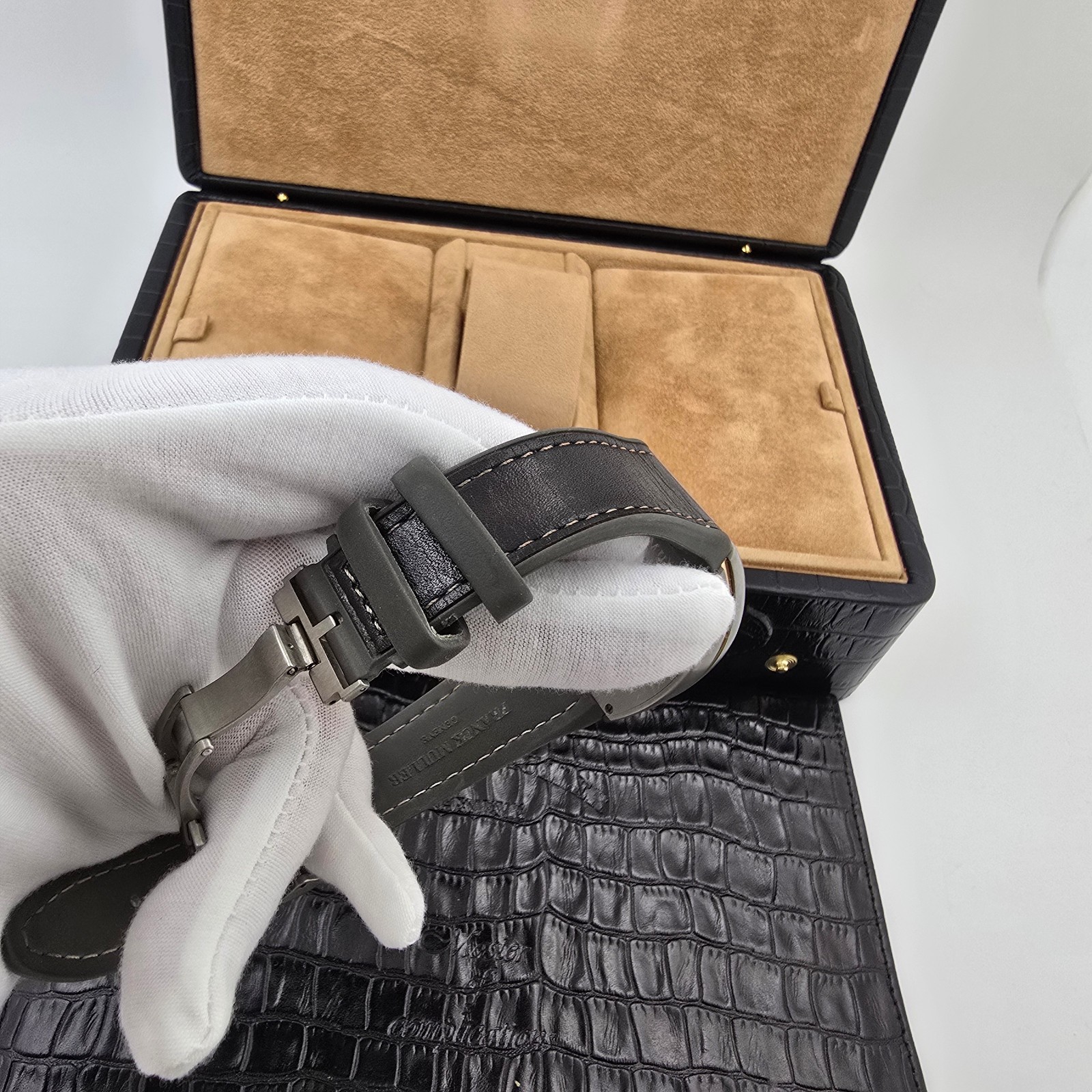 Franck Muller Van Guard V41 – Titanium & Rose Gold – Watch – V41 SC DT TT BR 5N