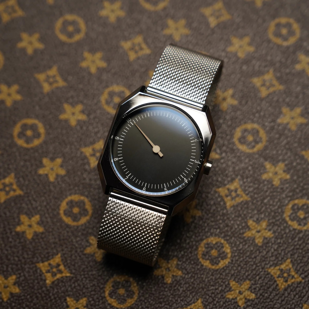 SKU Retro One Pointer Watch for Men – Vintage Style Square Quartz Watch