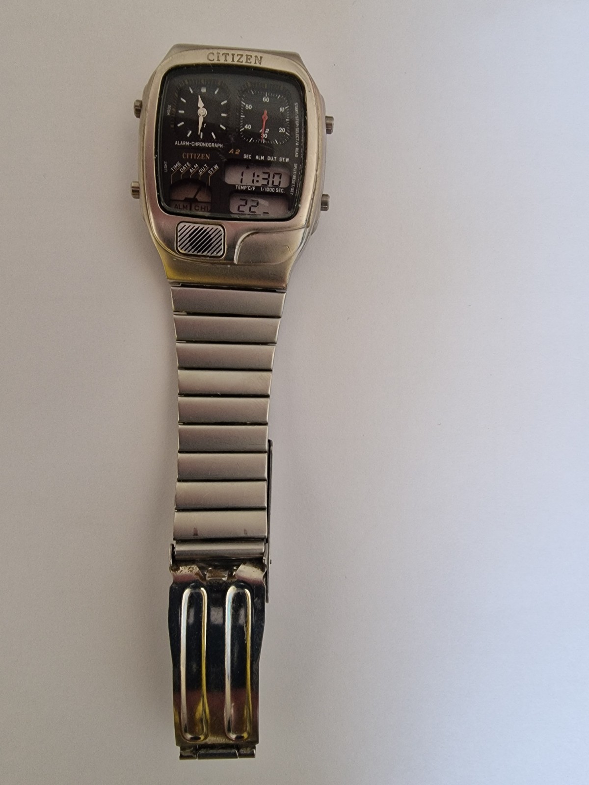 1980s Citizen Ana-digi Temp Mens Watch 8988-002454 K. Please read description.
