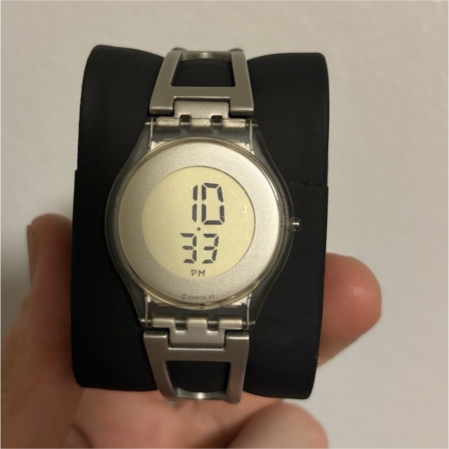 Swatch Silverize SIK100G Wrist Watch