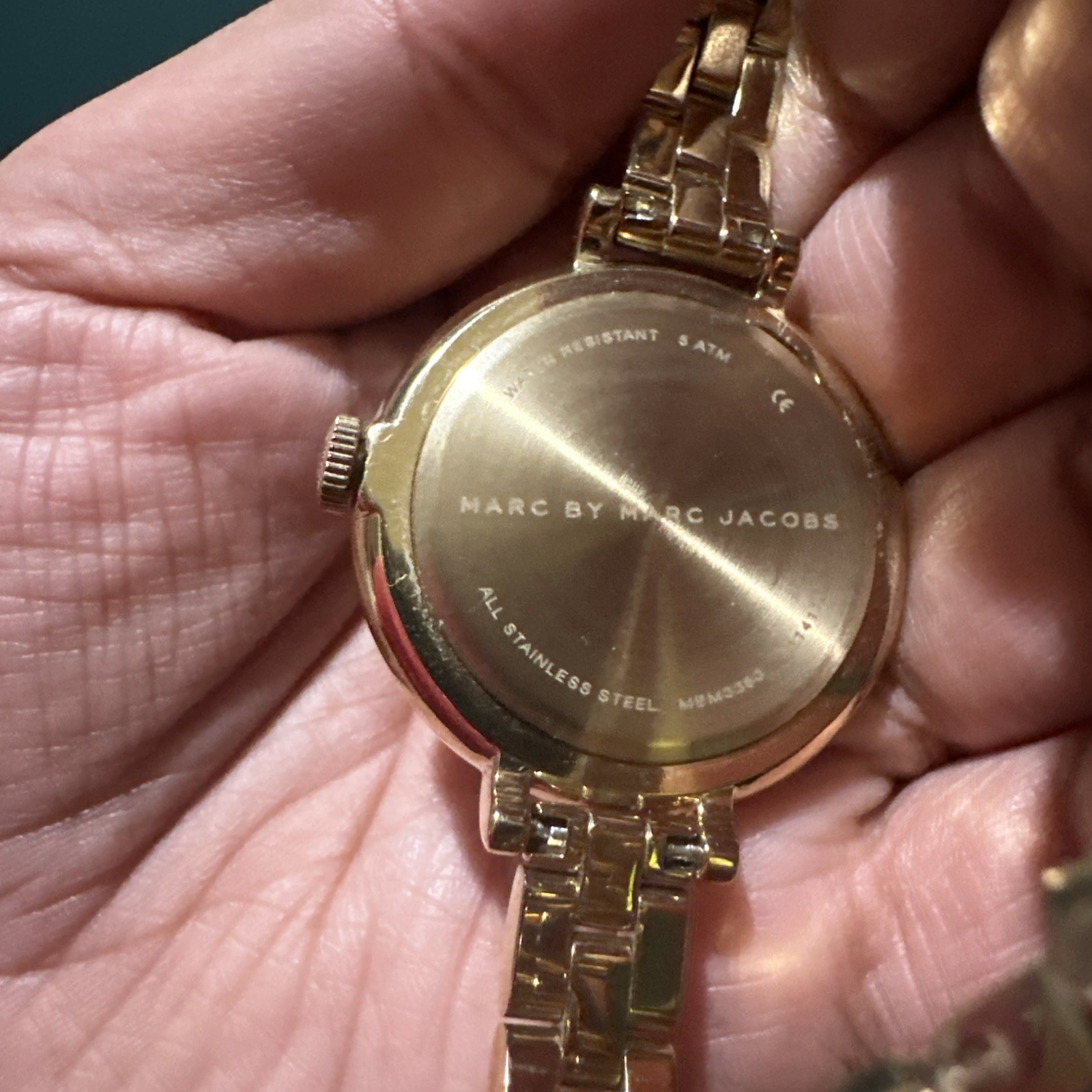 Working Marc Jacobs Sally Champagne Dial Gold Tone Women’s Watch Fit 6.5” 36mm