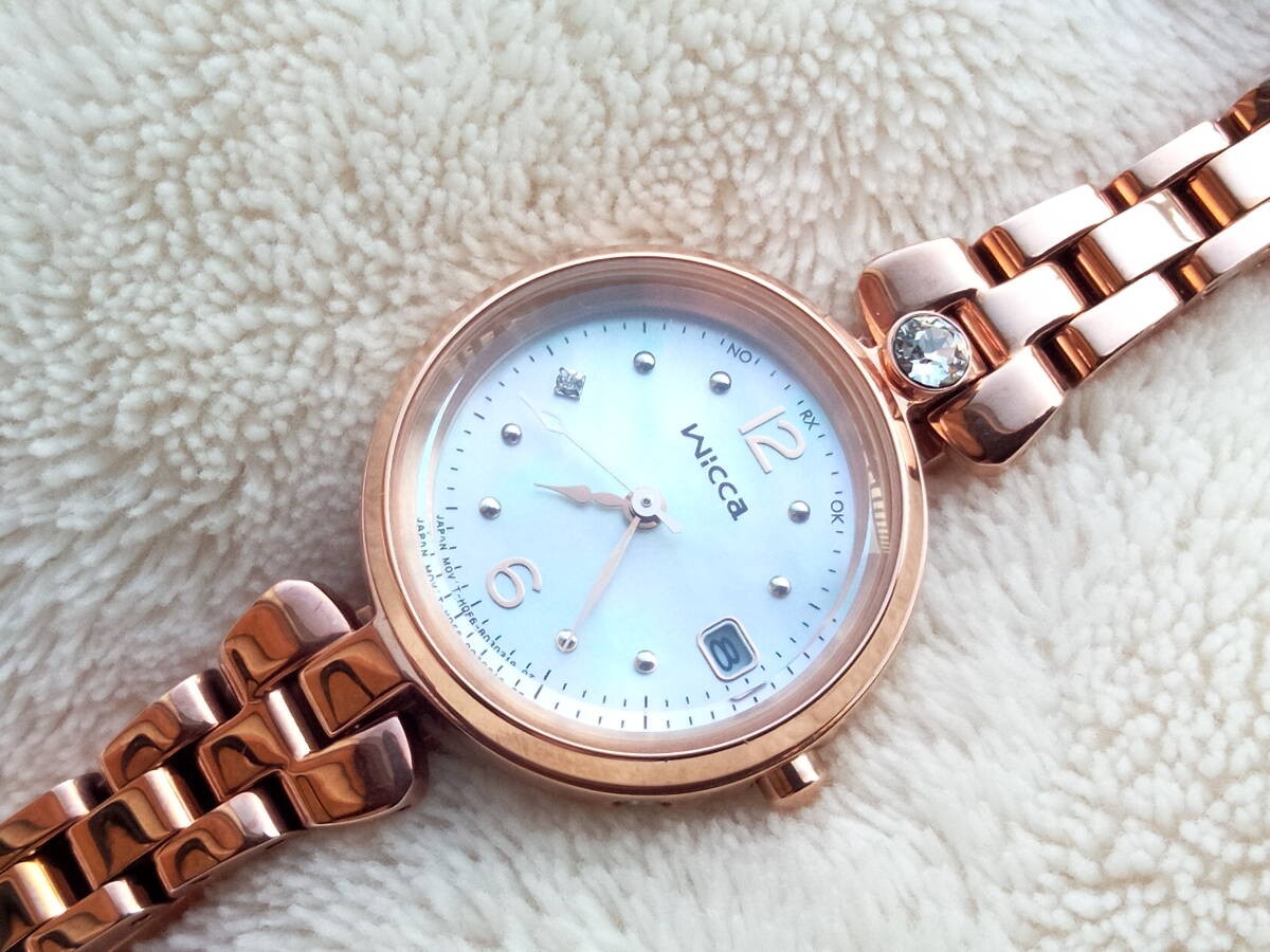 New CITIZEN Wicca wicca Solar Tech Radio Controlled Watch Pink Gold White Mother