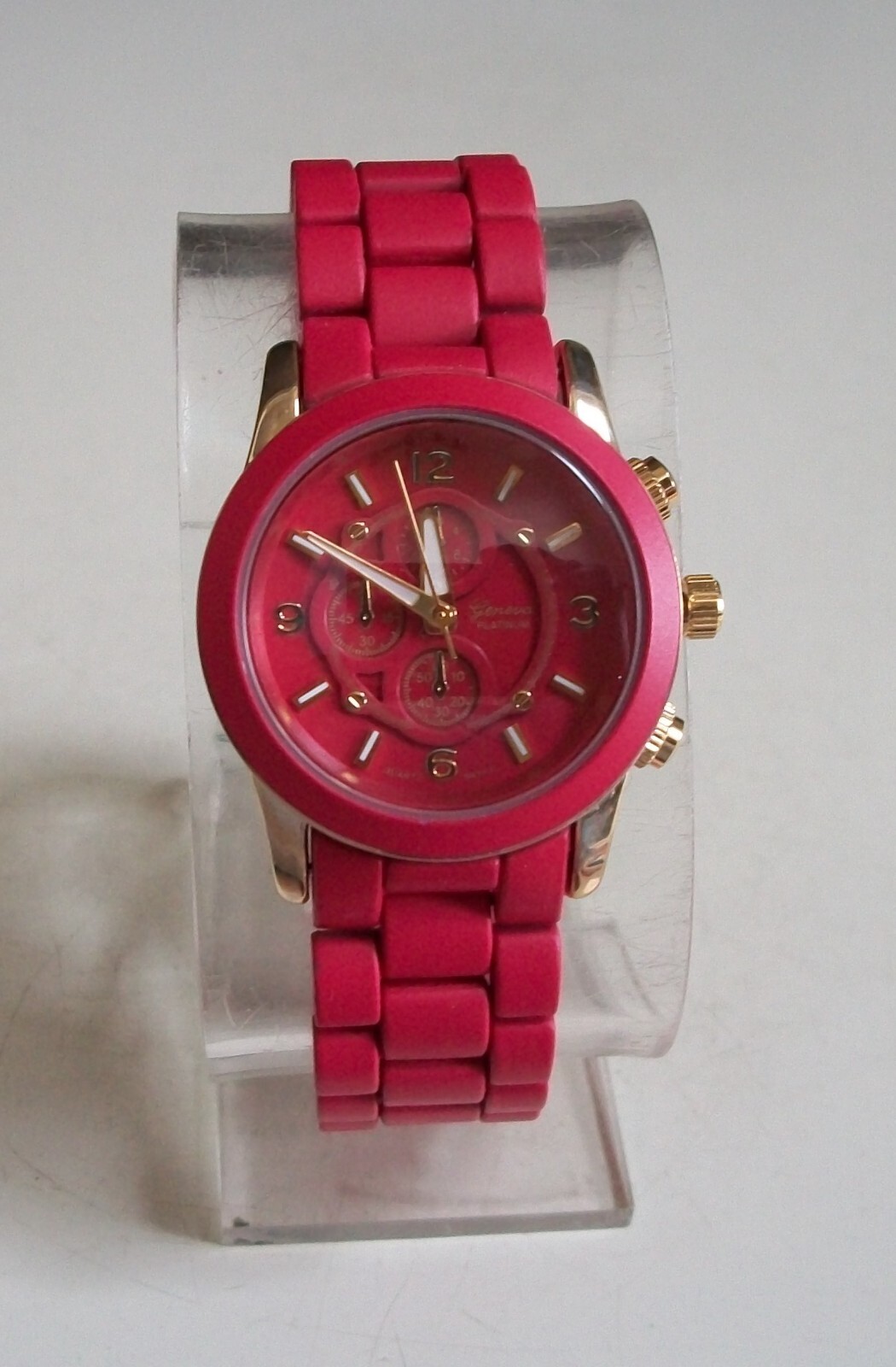 Women’s red, beige, blue, pink, purple, green, rose gold fashion casual watches