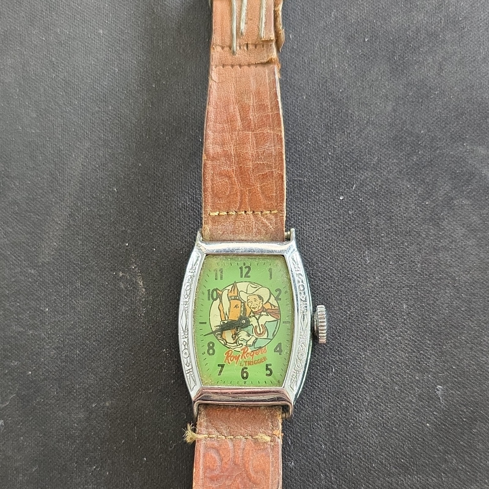 Roy Rogers Trigger Vintage Manual Wind Tonneau Watch Green Cartoon Dial Brown