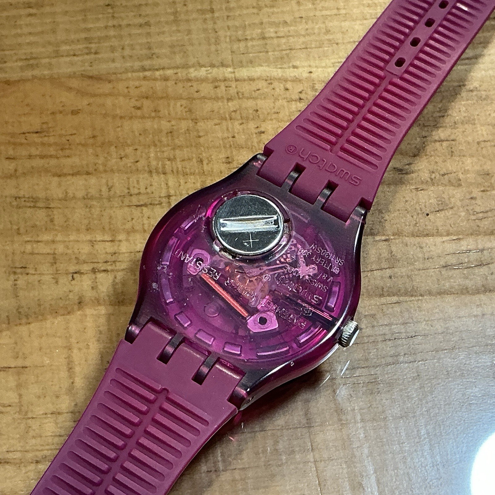 SWATCH – Dark Red or Maroon With Yellow – Day / Date – 41mm