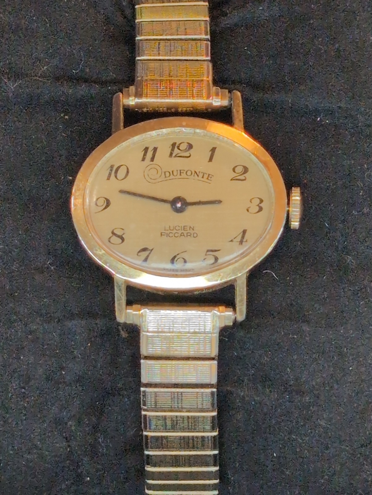 Lucien Piccard Dufonte Watch Women 16mm Champagne Dial Gold Tone Oval New BattA1