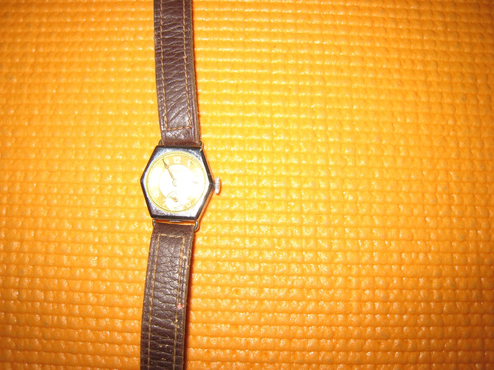 VINTAGE MONARCH CHRONOMETER MANUAL WIND WRISTWATCH