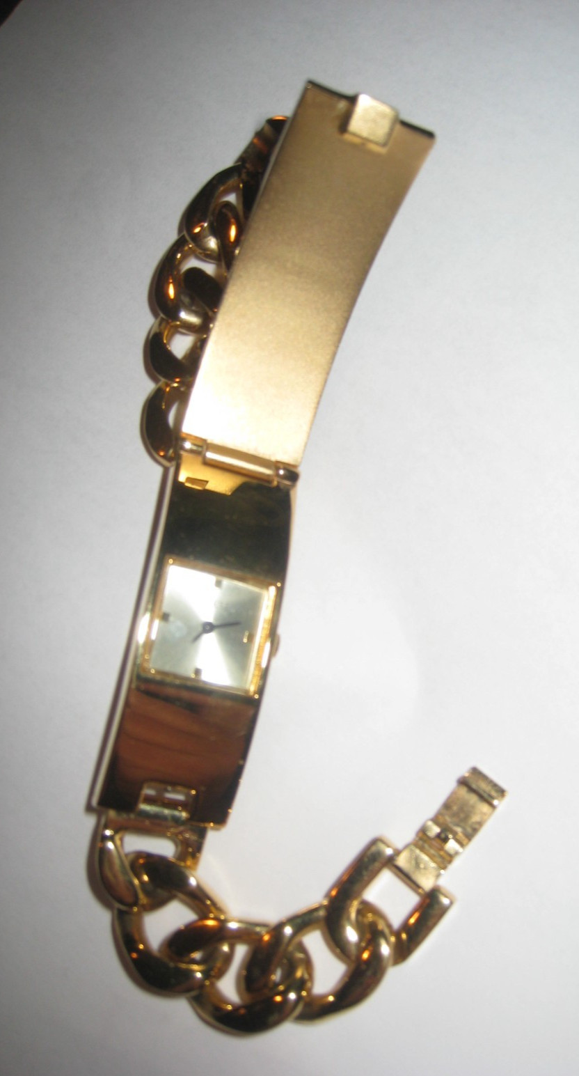 GUESS RHINESTONE G LOCKET Gold Logo Chain STATEMENT Bracelet Watch Women’s