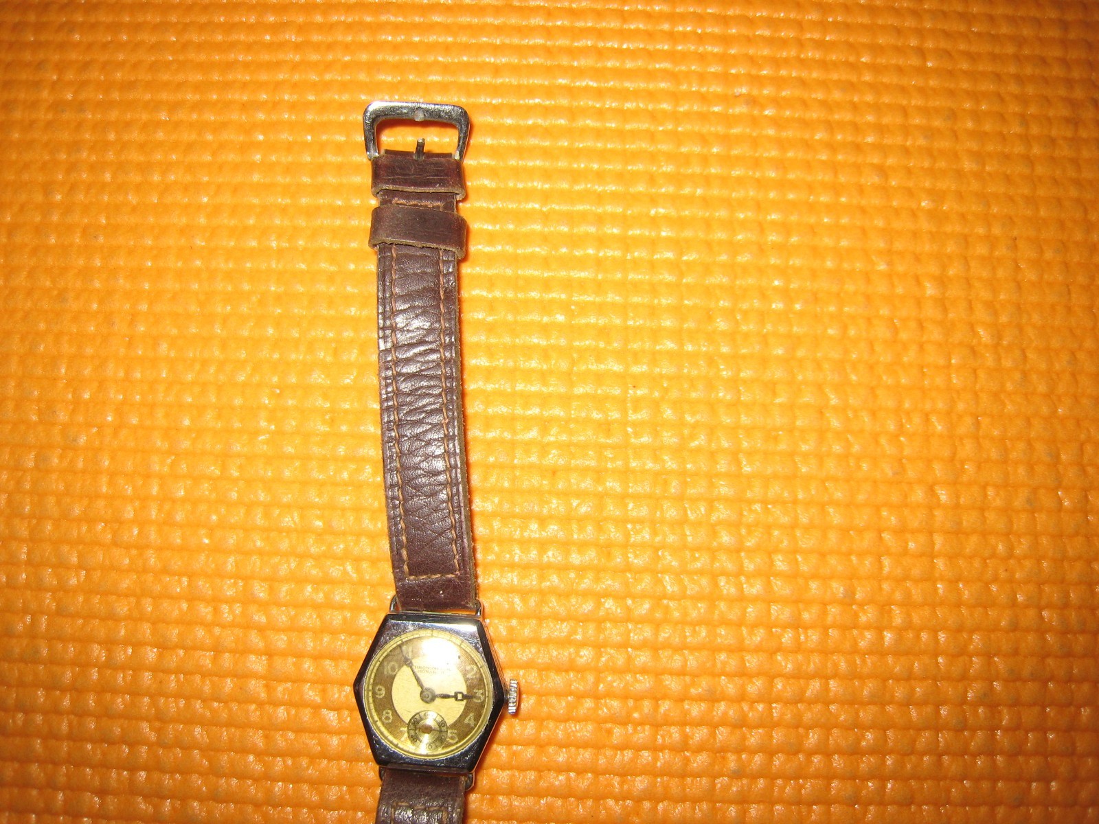 VINTAGE MONARCH CHRONOMETER MANUAL WIND WRISTWATCH