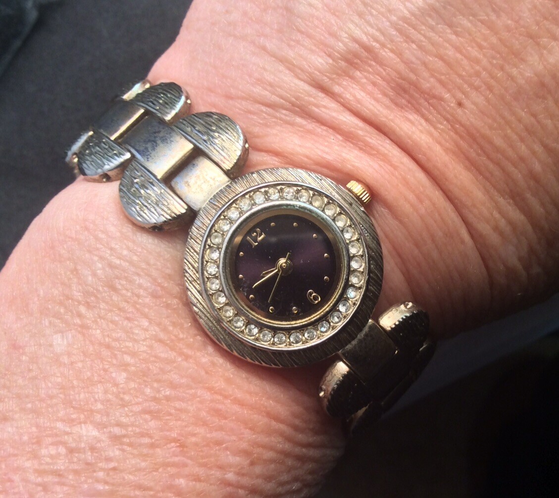 Women’s Silver Tone Rhinestone Allude Quartz Watch Link Bracelet Band Works