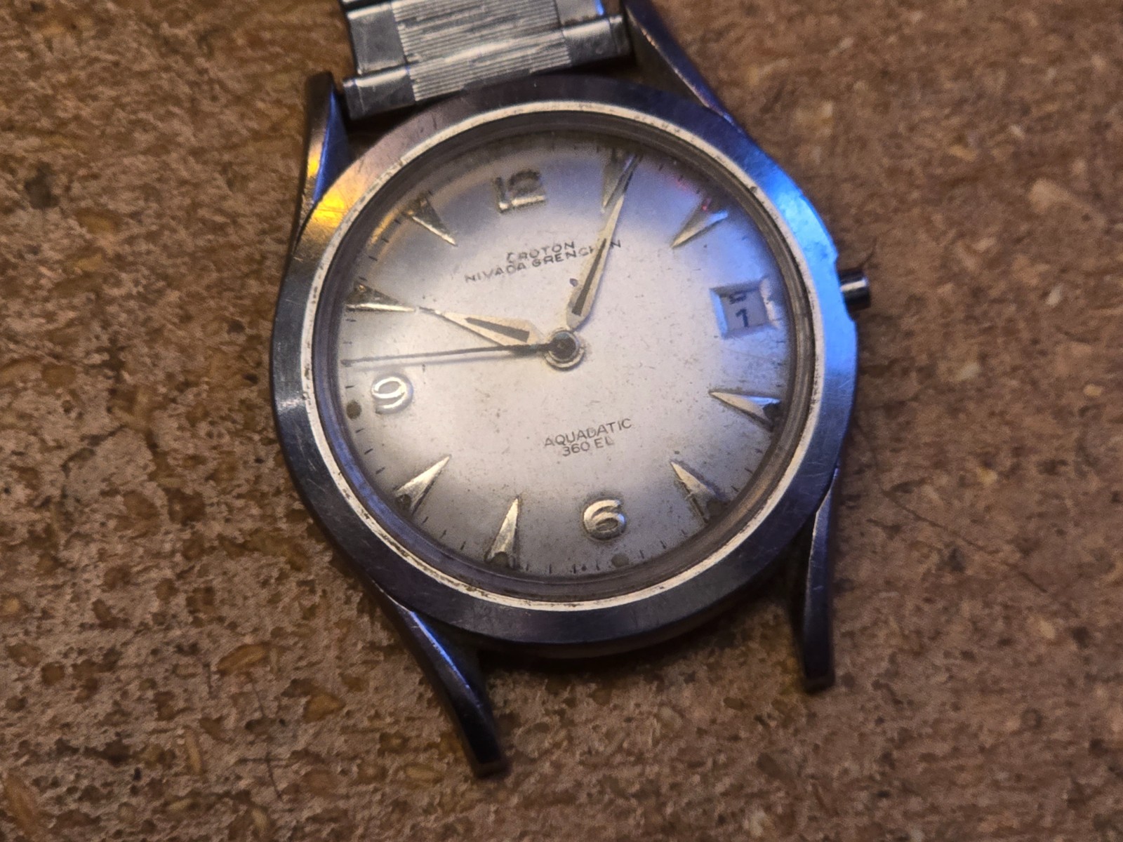 Antartic Nivada Grenchen “D” Date Watch Self Winding Waterproof *running
