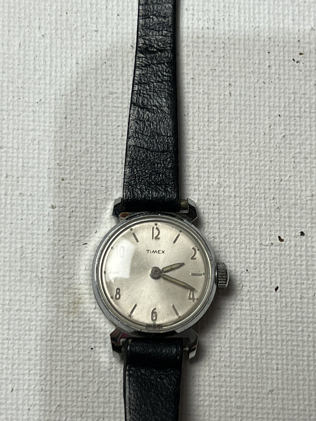 Vintage Timex Watch Chrome Plated Bezel Leather Bracelet Caravelle