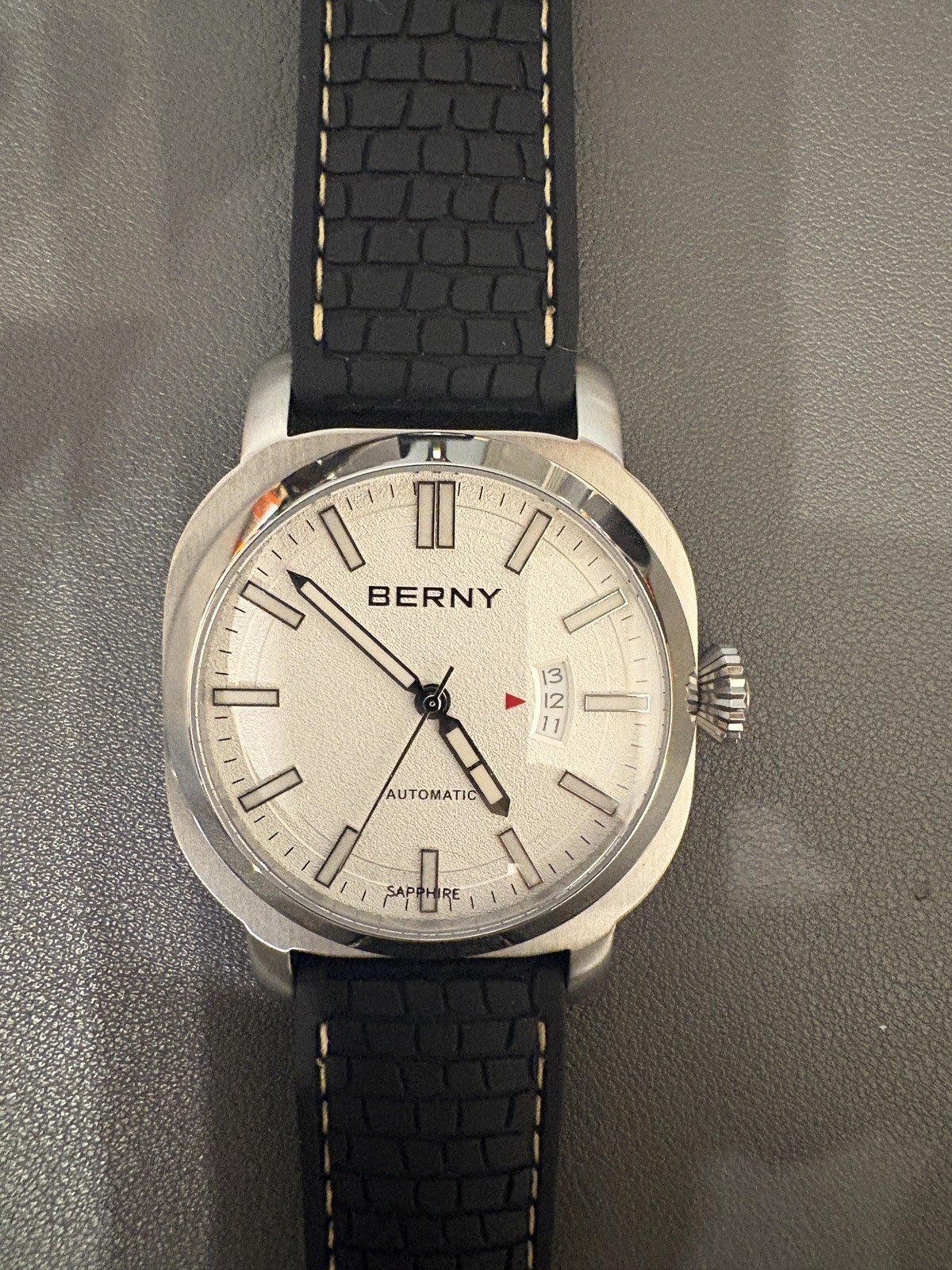 BERNY H880 45mm Automatic 50m Sapphire White Dial Black Rubber Date