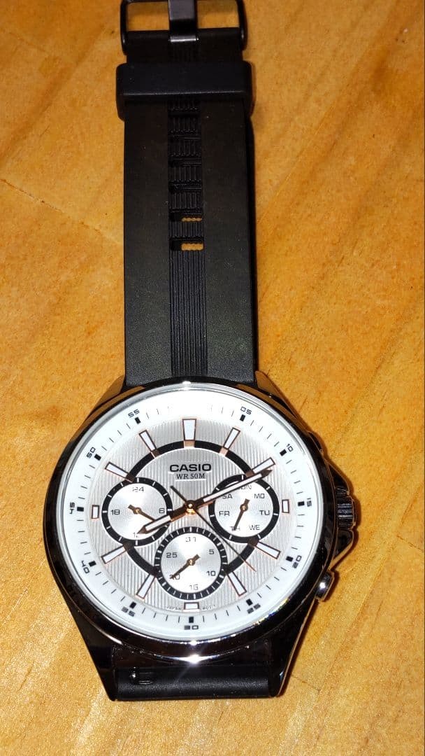 Casio Quartz Watch or – Reliable