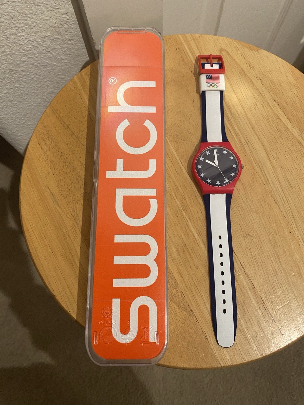 SWATCH WATCH WRISTWATCH OLYMPICS TEAM USA W/CASE & SLEEVE NICE ONE!