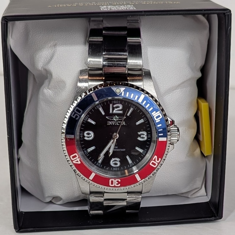 Invicta Specialty Men’s 40 Watch Silver Tone Black Dial Red Blue Bezel 69481