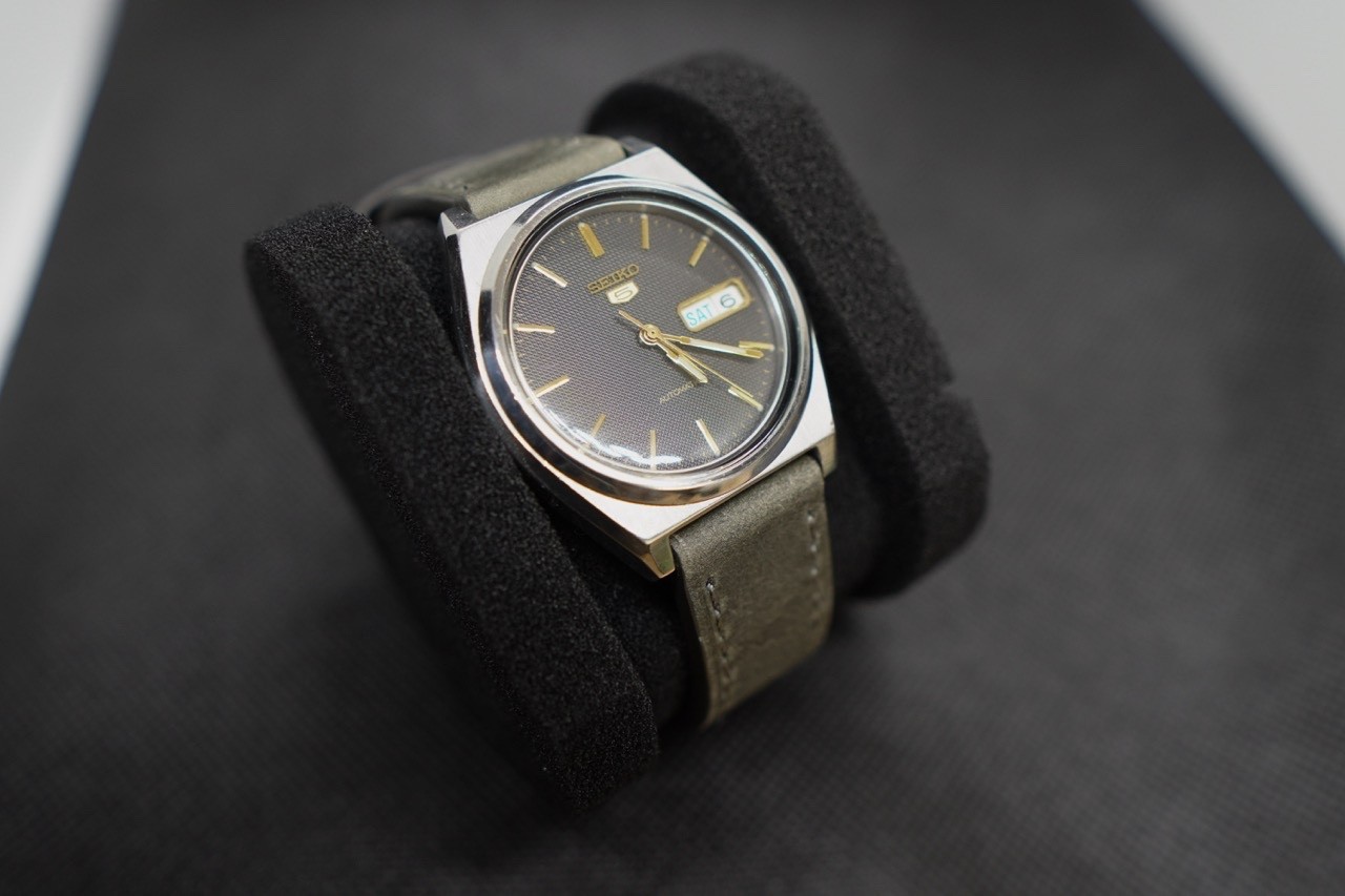 Vintage Seiko 5 Automatic 7S26-8760 Blue Dial c.1997